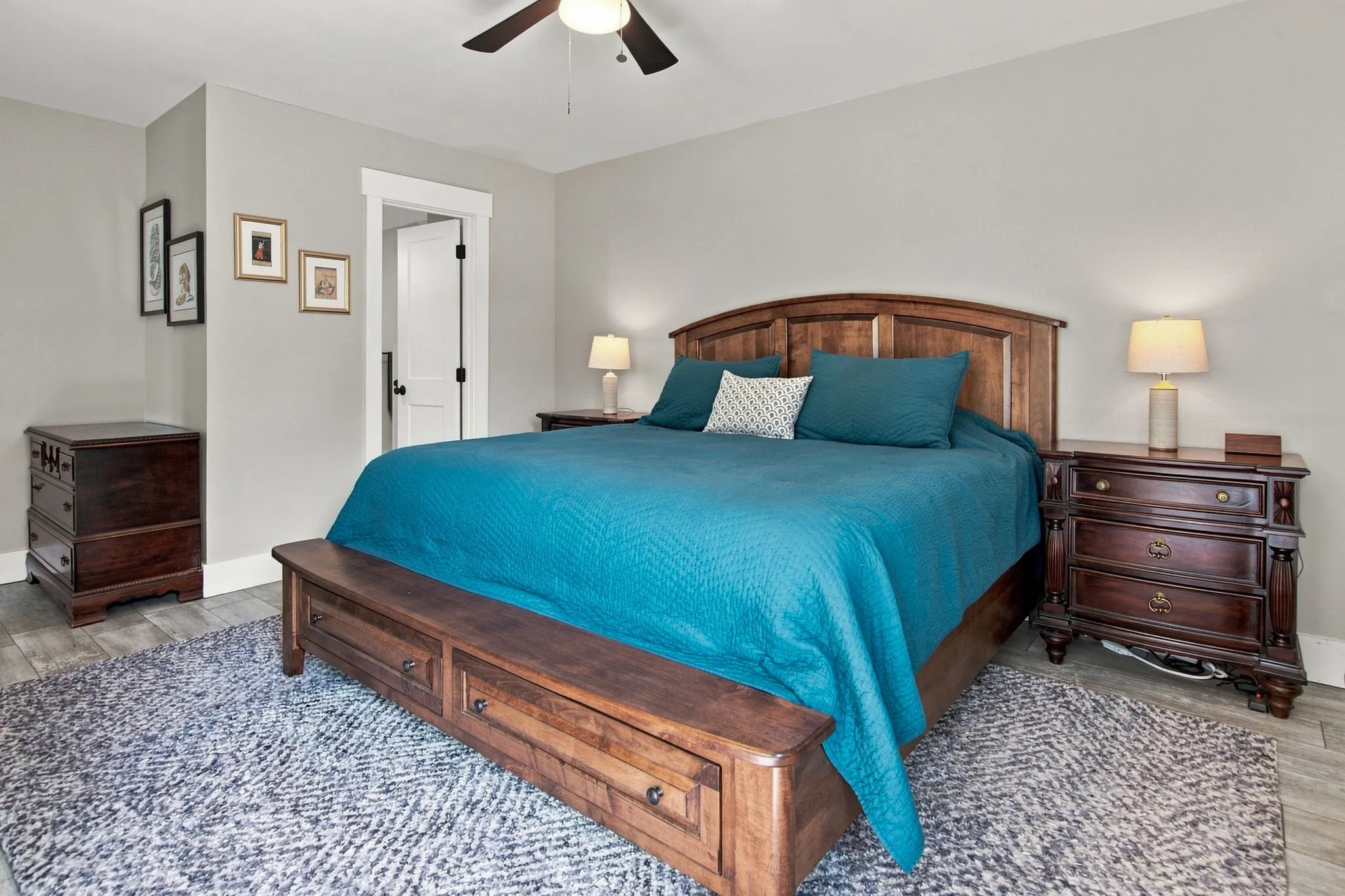 Single Family Residence For Sale in Tarrant County , 800 Ledara Lane, Keller, Texas 76248, 4 Bedroom, 2 Bathroom, 4 Garage spaces, 2,227 Sqft, built in 1982, mls#21338306, Real Estate Agent in Keller, Homes For Sale in Tarrant county, Homes For Sale in Keller, Realtor in Keller Texas, Real Estate Brokerage Independent Realty Texas, Luminita Cordes Realtor