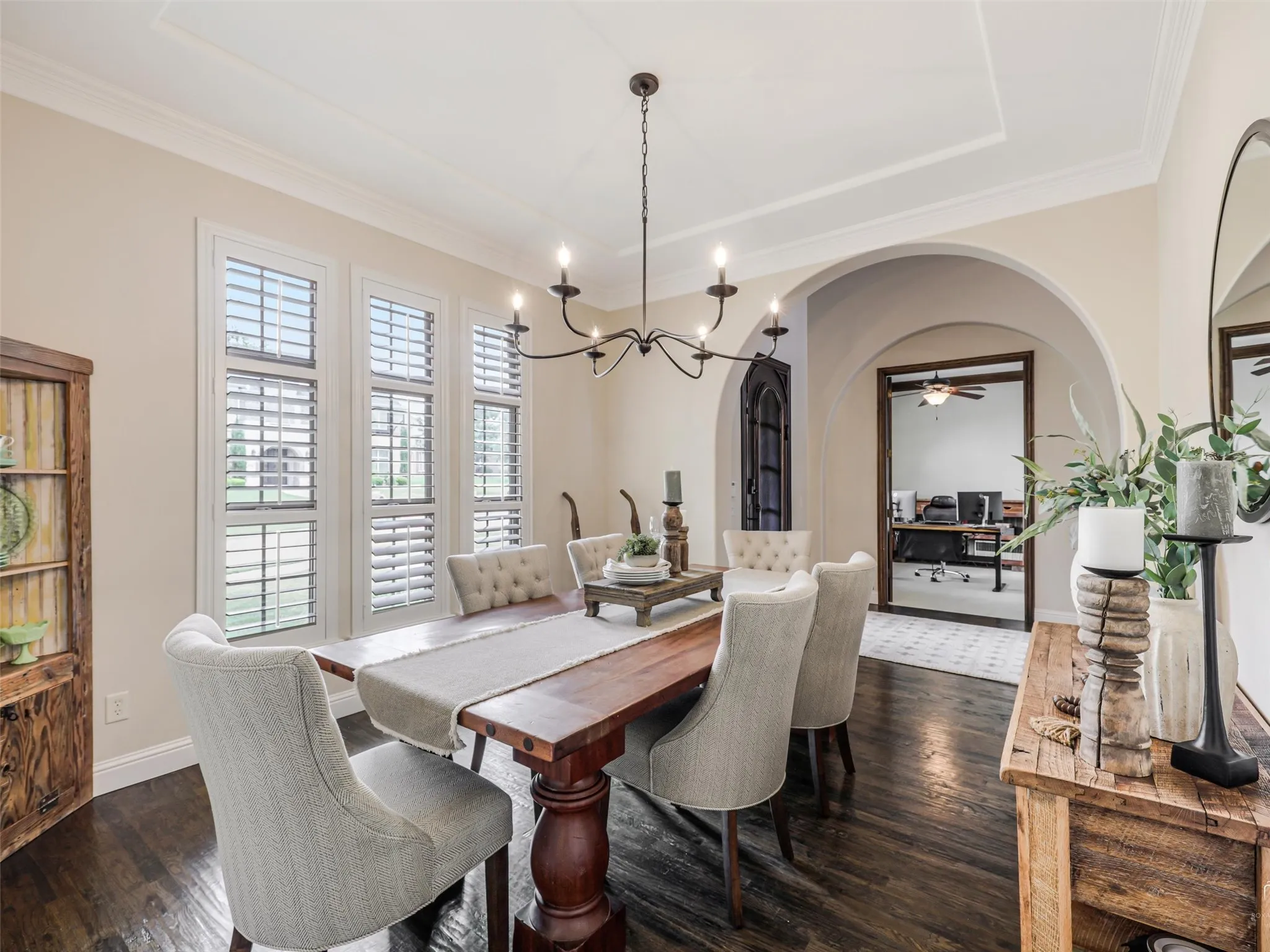 
Formal Dining