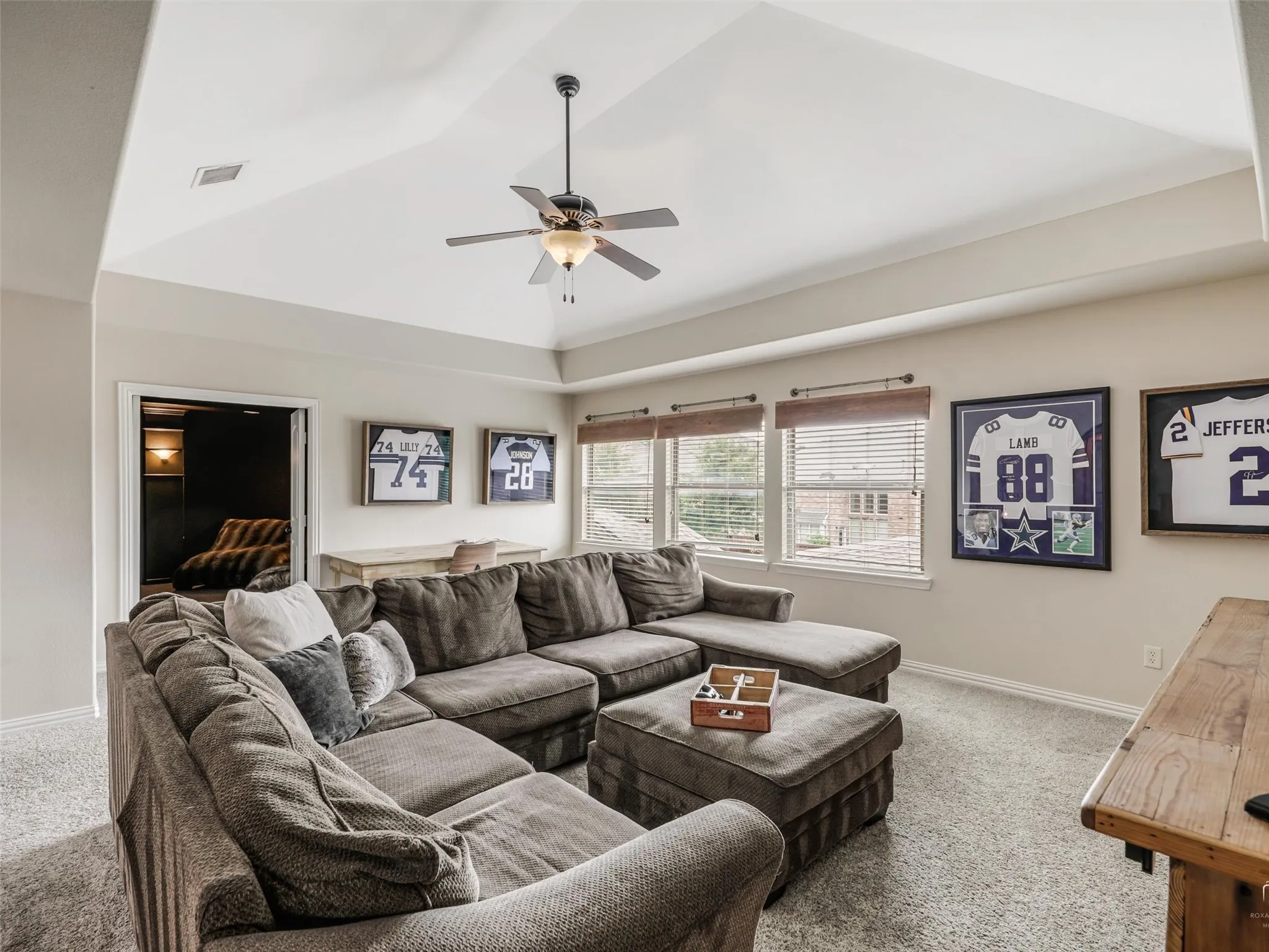 Single Family Residence For Sale in Collin County , 11936 Gladstone Court, Frisco, Texas 75035, 5 Bedroom, 4 Bathroom, 3 Garage spaces, 3,932 Sqft, built in 2012, mls#21330089, Real Estate Agent in Frisco, Homes For Sale in Collin county, Homes For Sale in Frisco, Realtor in Frisco Texas, Real Estate Brokerage Independent Realty Texas, Luminita Cordes Realtor