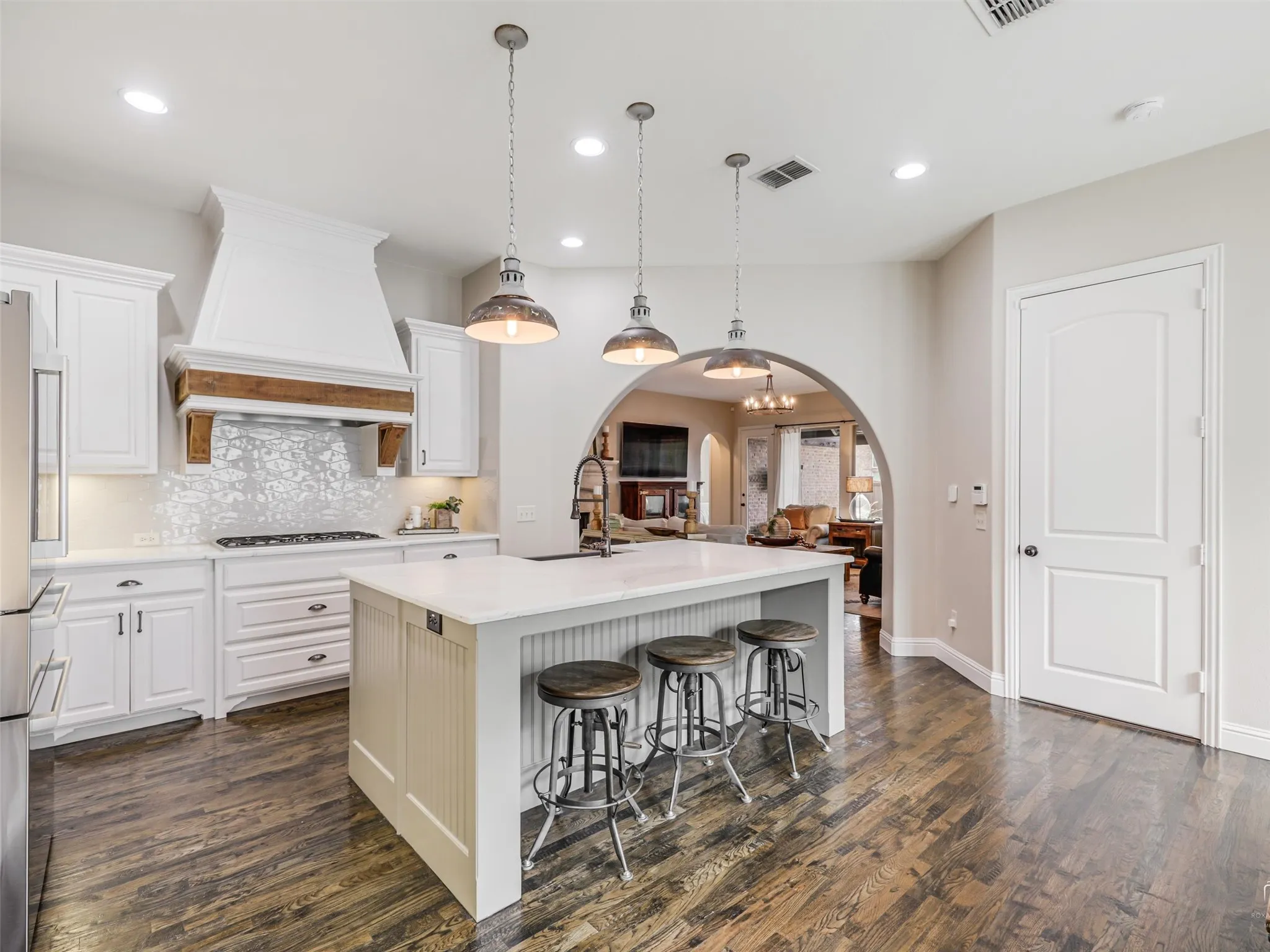Single Family Residence For Sale in Collin County , 11936 Gladstone Court, Frisco, Texas 75035, 5 Bedroom, 4 Bathroom, 3 Garage spaces, 3,932 Sqft, built in 2012, mls#21330089, Real Estate Agent in Frisco, Homes For Sale in Collin county, Homes For Sale in Frisco, Realtor in Frisco Texas, Real Estate Brokerage Independent Realty Texas, Luminita Cordes Realtor