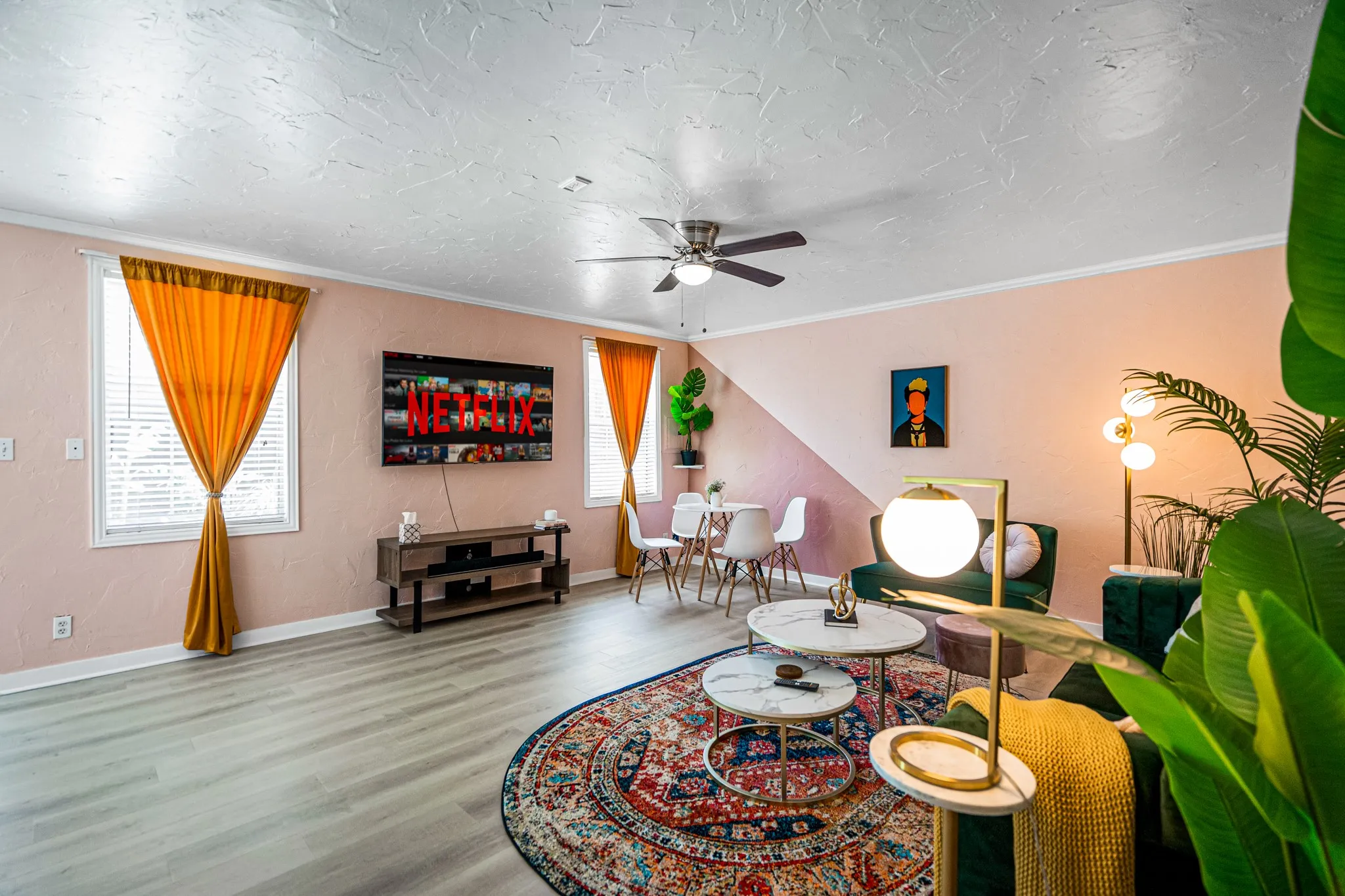 Single Family Residence For Sale in Dallas County , 5222 Bradford Drive, Dallas, Texas 75235, 3 Bedroom, 2 Bathroom, Garage spaces, 1,584 Sqft, built in 1929, mls#21340040, Real Estate Agent in Dallas, Homes For Sale in Dallas county, Homes For Sale in Dallas, Realtor in Dallas Texas, Real Estate Brokerage Independent Realty Texas, Luminita Cordes Realtor