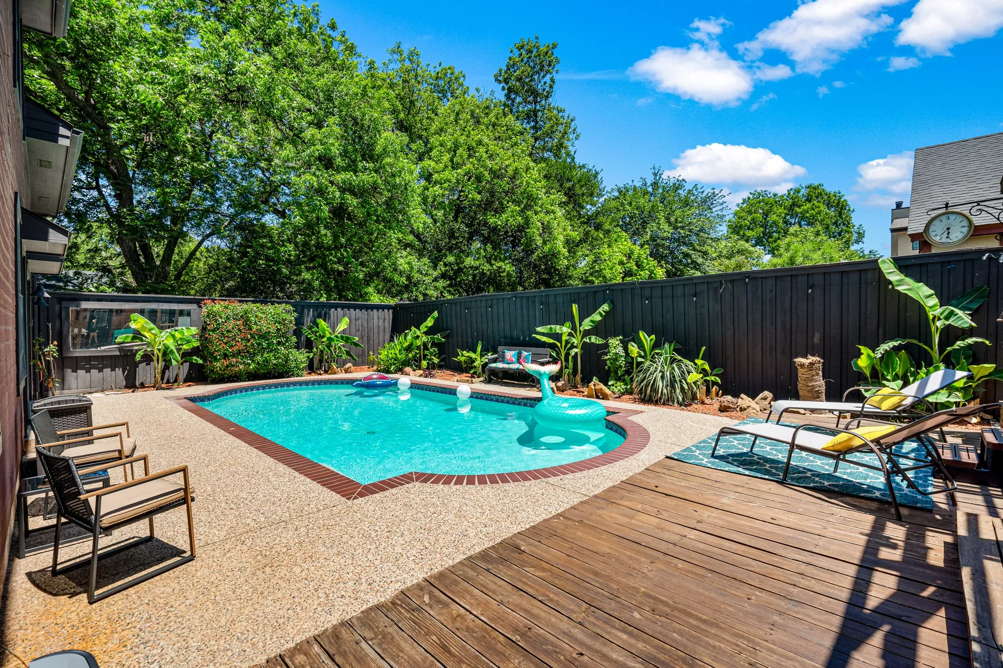 Single Family Residence For Sale in Dallas County , 5222 Bradford Drive, Dallas, Texas 75235, 3 Bedroom, 2 Bathroom, Garage spaces, 1,584 Sqft, built in 1929, mls#21340040, Real Estate Agent in Dallas, Homes For Sale in Dallas county, Homes For Sale in Dallas, Realtor in Dallas Texas, Real Estate Brokerage Independent Realty Texas, Luminita Cordes Realtor