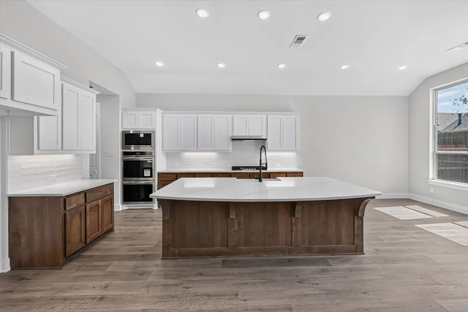 Single Family Residence For Sale in Grayson County , 1625 Thicket Hill Drive, Van Alstyne, Texas 75495, 3 Bedroom, 4 Bathroom, 3 Garage spaces, 2,795 Sqft, built in 2026, mls#21340049, Real Estate Agent in Van Alstyne, Homes For Sale in Grayson county, Homes For Sale in Van Alstyne, Realtor in Van Alstyne Texas, Real Estate Brokerage Independent Realty Texas, Luminita Cordes Realtor