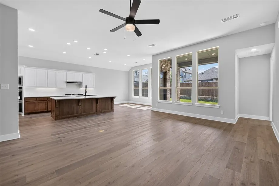 Single Family Residence For Sale in Grayson County , 1625 Thicket Hill Drive, Van Alstyne, Texas 75495, 3 Bedroom, 4 Bathroom, 3 Garage spaces, 2,795 Sqft, built in 2026, mls#21340049, Real Estate Agent in Van Alstyne, Homes For Sale in Grayson county, Homes For Sale in Van Alstyne, Realtor in Van Alstyne Texas, Real Estate Brokerage Independent Realty Texas, Luminita Cordes Realtor