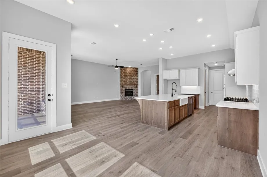 Single Family Residence For Sale in Grayson County , 1625 Thicket Hill Drive, Van Alstyne, Texas 75495, 3 Bedroom, 4 Bathroom, 3 Garage spaces, 2,795 Sqft, built in 2026, mls#21340049, Real Estate Agent in Van Alstyne, Homes For Sale in Grayson county, Homes For Sale in Van Alstyne, Realtor in Van Alstyne Texas, Real Estate Brokerage Independent Realty Texas, Luminita Cordes Realtor