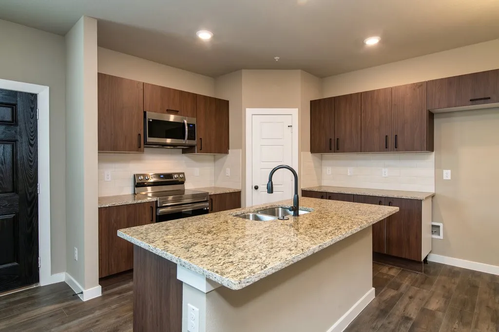 Apartment For Rent in Ellis County , 611 Harvest Moon Drive, Venus, Texas 76084, 2 Bedroom, 2 Bathroom, 1 Garage spaces, 1,134 Sqft, built in 2022, mls#21340077, Real Estate Agent in Venus, Homes For Rent in Ellis county, Homes For Rent in Venus, Realtor in Venus Texas, Real Estate Brokerage Independent Realty Texas, Luminita Cordes Realtor
