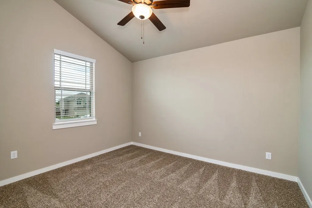 Apartment For Rent in Ellis County , 611 Harvest Moon Drive, Venus, Texas 76084, 2 Bedroom, 2 Bathroom, 1 Garage spaces, 1,134 Sqft, built in 2022, mls#21340077, Real Estate Agent in Venus, Homes For Rent in Ellis county, Homes For Rent in Venus, Realtor in Venus Texas, Real Estate Brokerage Independent Realty Texas, Luminita Cordes Realtor