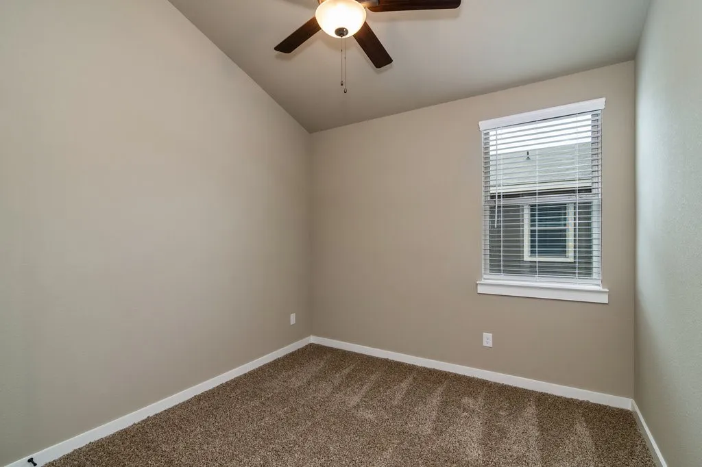 Apartment For Rent in Ellis County , 611 Harvest Moon Drive, Venus, Texas 76084, 2 Bedroom, 2 Bathroom, 1 Garage spaces, 1,134 Sqft, built in 2022, mls#21340077, Real Estate Agent in Venus, Homes For Rent in Ellis county, Homes For Rent in Venus, Realtor in Venus Texas, Real Estate Brokerage Independent Realty Texas, Luminita Cordes Realtor