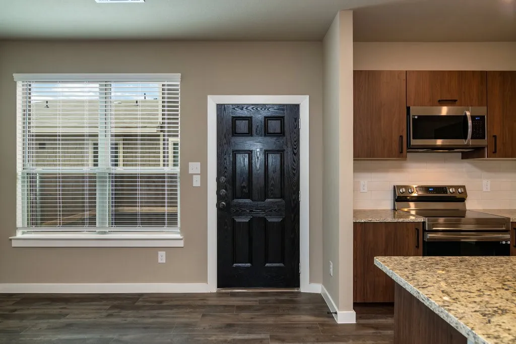 Apartment For Rent in Ellis County , 611 Harvest Moon Drive, Venus, Texas 76084, 2 Bedroom, 2 Bathroom, 1 Garage spaces, 1,134 Sqft, built in 2022, mls#21340077, Real Estate Agent in Venus, Homes For Rent in Ellis county, Homes For Rent in Venus, Realtor in Venus Texas, Real Estate Brokerage Independent Realty Texas, Luminita Cordes Realtor