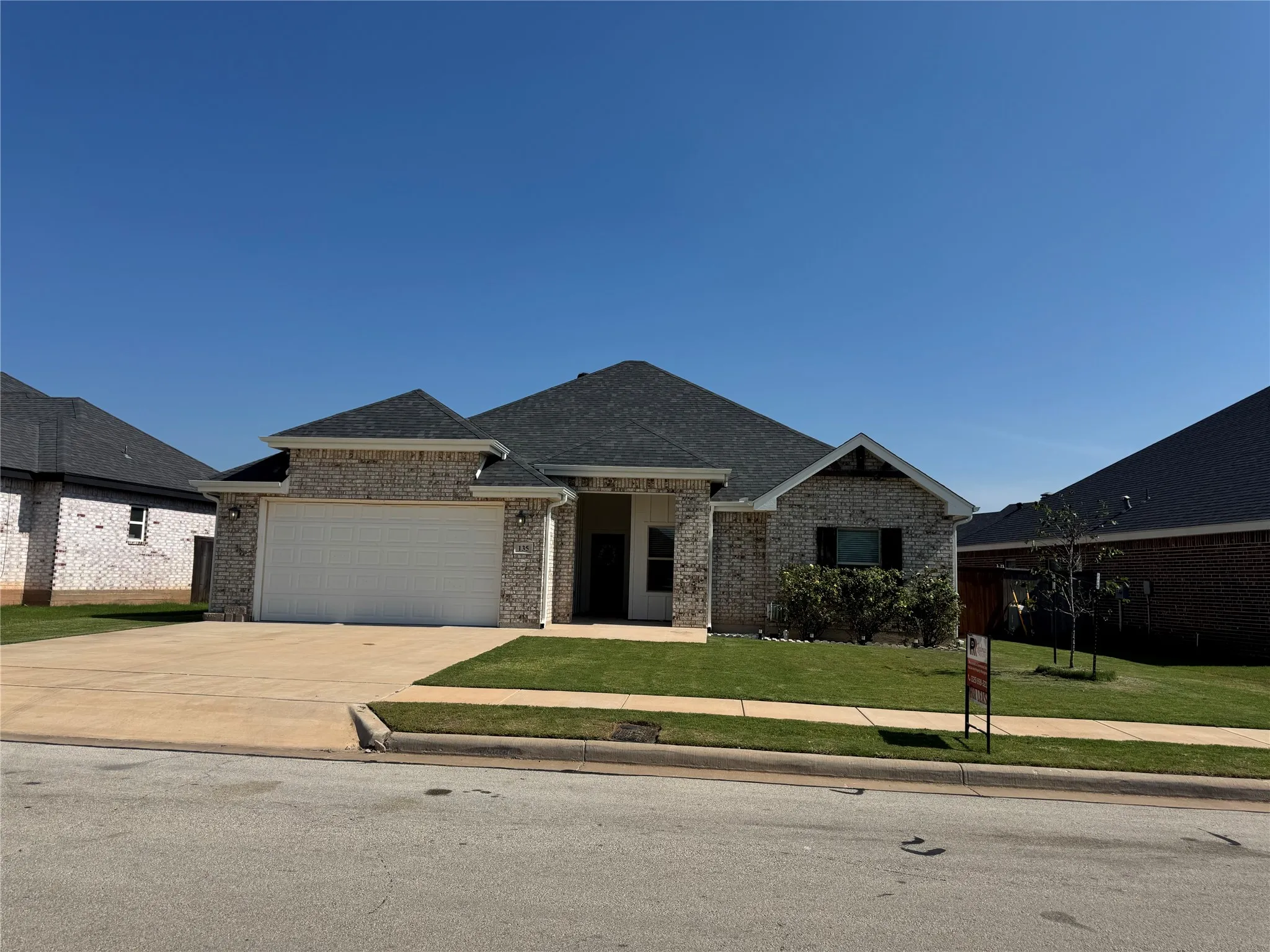 Single Family Residence For Rent in Taylor County , 135 Carriage Hills, Abilene, Texas 79602, 4 Bedroom, 2 Bathroom, 2 Garage spaces, 1,753 Sqft, built in 2020, mls#21339568, Real Estate Agent in Abilene, Homes For Rent in Taylor county, Homes For Rent in Abilene, Realtor in Abilene Texas, Real Estate Brokerage Independent Realty Texas, Luminita Cordes Realtor