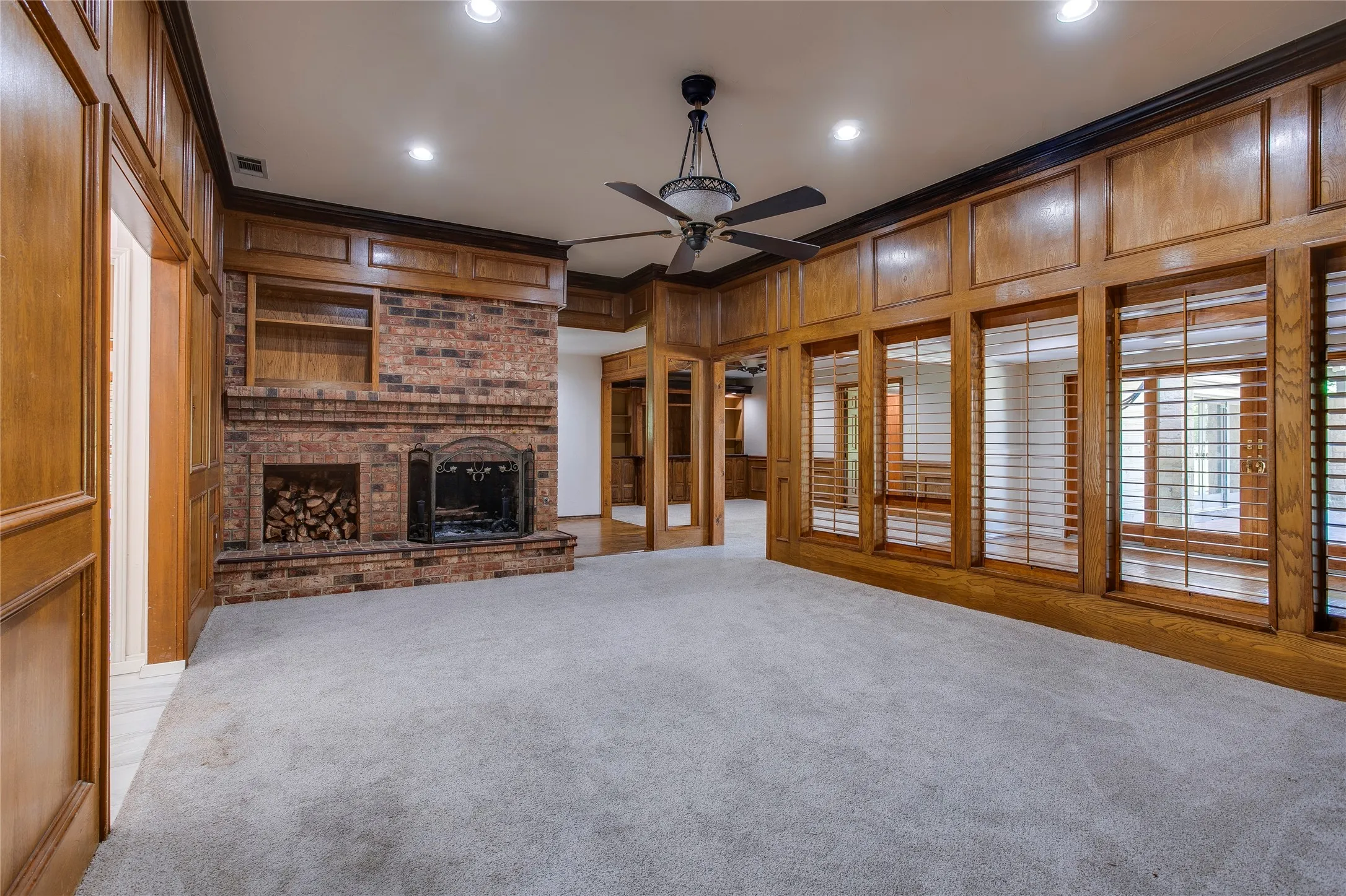 Single Family Residence For Rent in Dallas County , 365 E Tripp Road, Sunnyvale, Texas 75182, 4 Bedrooms, 3 Bathrooms, Garage spaces, 2,783 Sqft, built in 1984, Price $3,350, mls#21336370, Real Estate Agent in Sunnyvale, Homes For Rent in Dallas county, Homes For Rent in Sunnyvale, Realtor in Sunnyvale Texas, Real Estate Brokerage Independent Realty Texas, Luminita Cordes Realtor
