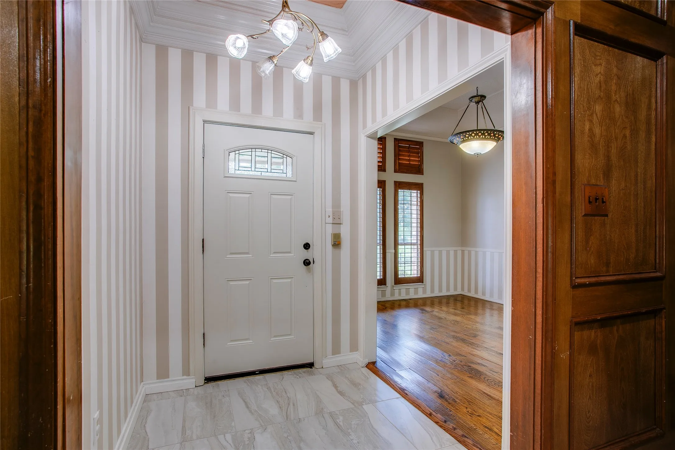 Single Family Residence For Rent in Dallas County , 365 E Tripp Road, Sunnyvale, Texas 75182, 4 Bedrooms, 3 Bathrooms, Garage spaces, 2,783 Sqft, built in 1984, Price $3,350, mls#21336370, Real Estate Agent in Sunnyvale, Homes For Rent in Dallas county, Homes For Rent in Sunnyvale, Realtor in Sunnyvale Texas, Real Estate Brokerage Independent Realty Texas, Luminita Cordes Realtor
