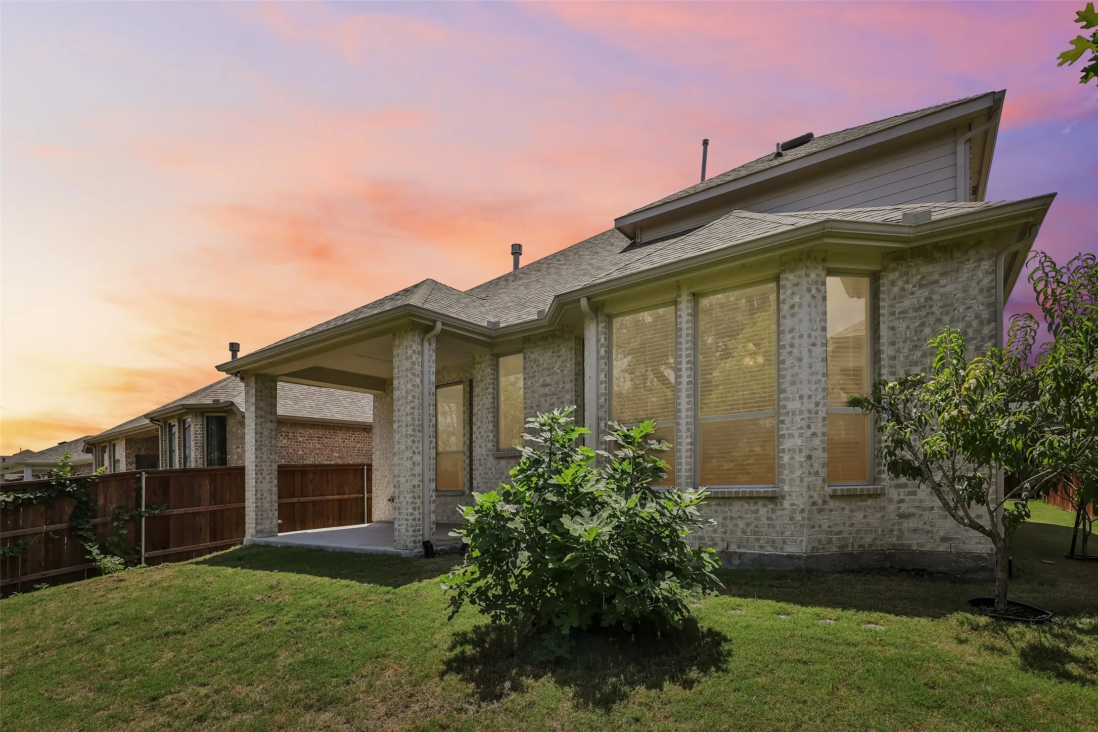 Single Family Residence For Rent in Collin County , 1853 Celebration Lane, Wylie, Texas 75098, 4 Bedroom, 4 Bathroom, 2 Garage spaces, 2,926 Sqft, built in 2023, mls#21336278, Real Estate Agent in Wylie, Homes For Rent in Collin county, Homes For Rent in Wylie, Realtor in Wylie Texas, Real Estate Brokerage Independent Realty Texas, Luminita Cordes Realtor