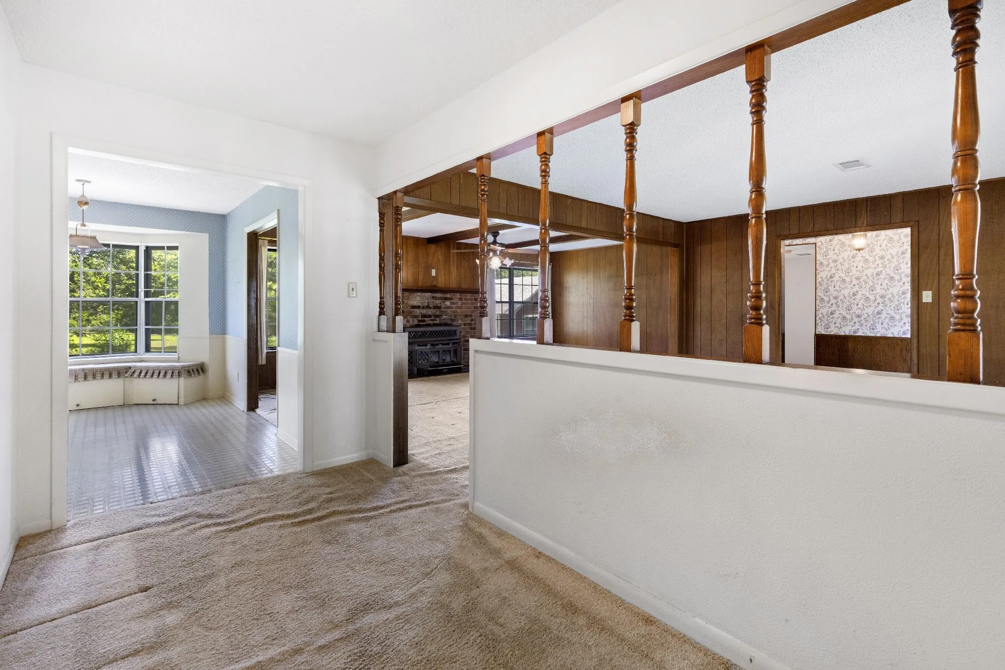 Single Family Residence For Sale in Grayson County , 830 Layne Drive, Denison, Texas 75020, 2 Bedroom, 2 Bathroom, 2 Garage spaces, 1,735 Sqft, built in 1965, mls#21333741, Real Estate Agent in Denison, Homes For Sale in Grayson county, Homes For Sale in Denison, Realtor in Denison Texas, Real Estate Brokerage Independent Realty Texas, Luminita Cordes Realtor