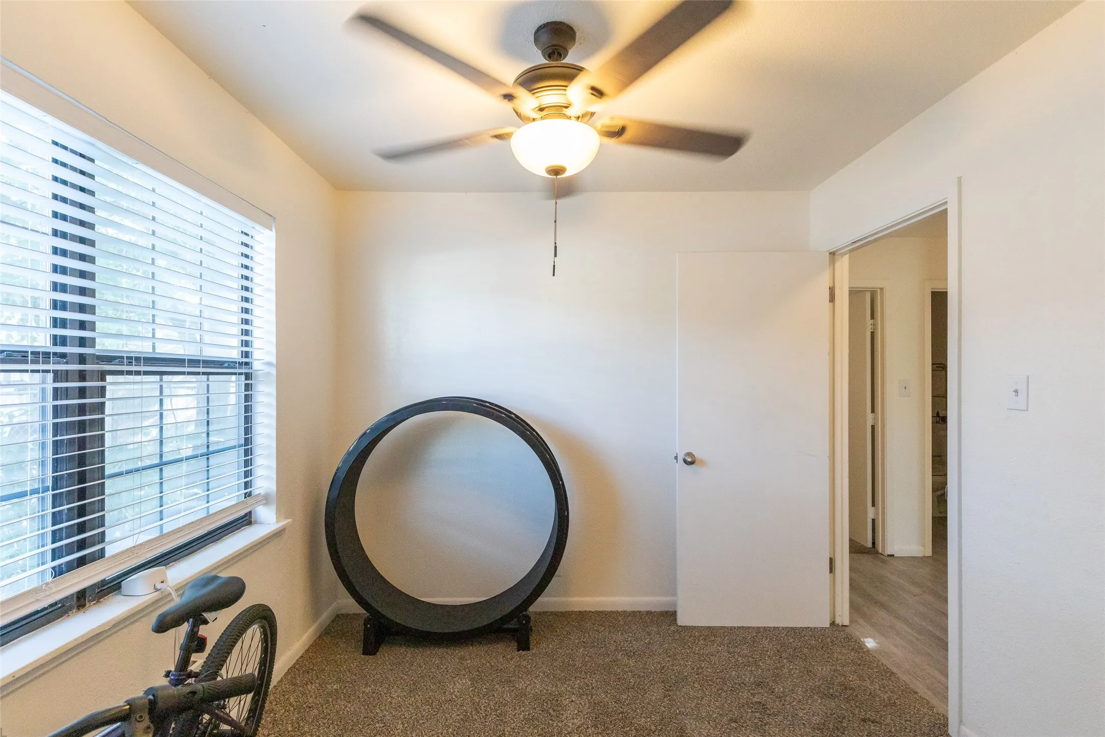 Single Family Residence For Sale in Taylor County , 2218 N Mockingbird, Abilene, Texas 79603, 3 Bedroom, 1 Bathroom, Garage spaces, 1,304 Sqft, built in 1956, mls#21339857, Real Estate Agent in Abilene, Homes For Sale in Taylor county, Homes For Sale in Abilene, Realtor in Abilene Texas, Real Estate Brokerage Independent Realty Texas, Luminita Cordes Realtor