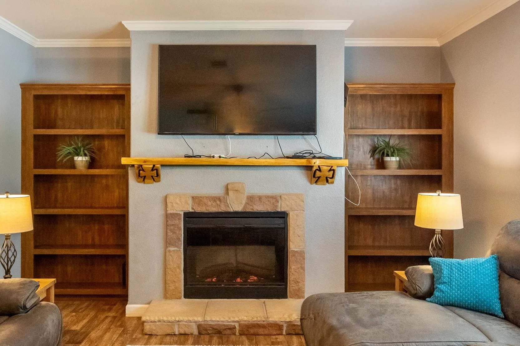 Single Family Residence For Sale in Callahan County , 239 County Road 123, Abilene, Texas 79601, 3 Bedroom, 2 Bathroom, Garage spaces, 2,040 Sqft, built in 2015, mls#21338580, Real Estate Agent in Abilene, Homes For Sale in Callahan county, Homes For Sale in Abilene, Realtor in Abilene Texas, Real Estate Brokerage Independent Realty Texas, Luminita Cordes Realtor