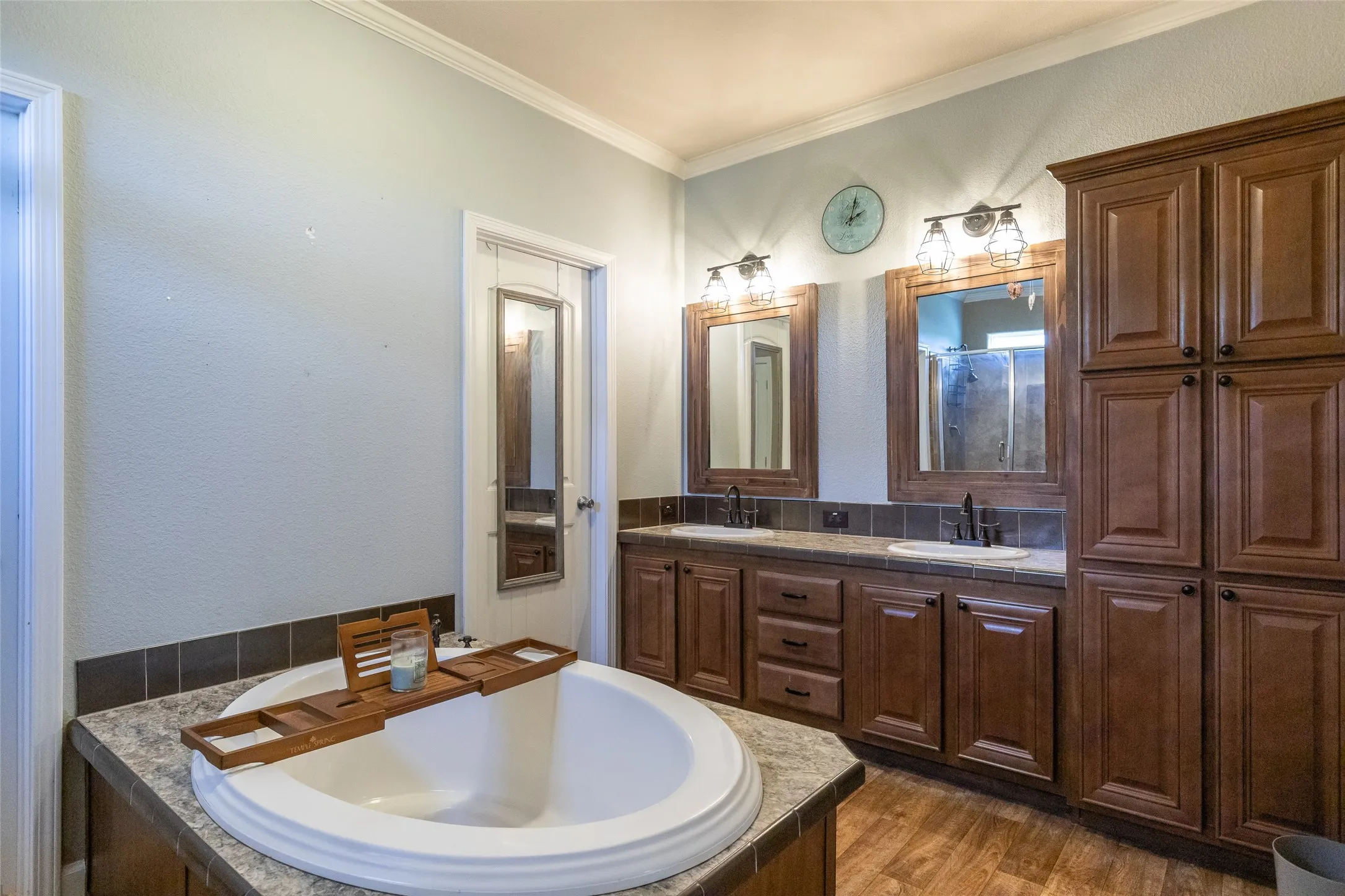Single Family Residence For Sale in Callahan County , 239 County Road 123, Abilene, Texas 79601, 3 Bedroom, 2 Bathroom, Garage spaces, 2,040 Sqft, built in 2015, mls#21338580, Real Estate Agent in Abilene, Homes For Sale in Callahan county, Homes For Sale in Abilene, Realtor in Abilene Texas, Real Estate Brokerage Independent Realty Texas, Luminita Cordes Realtor