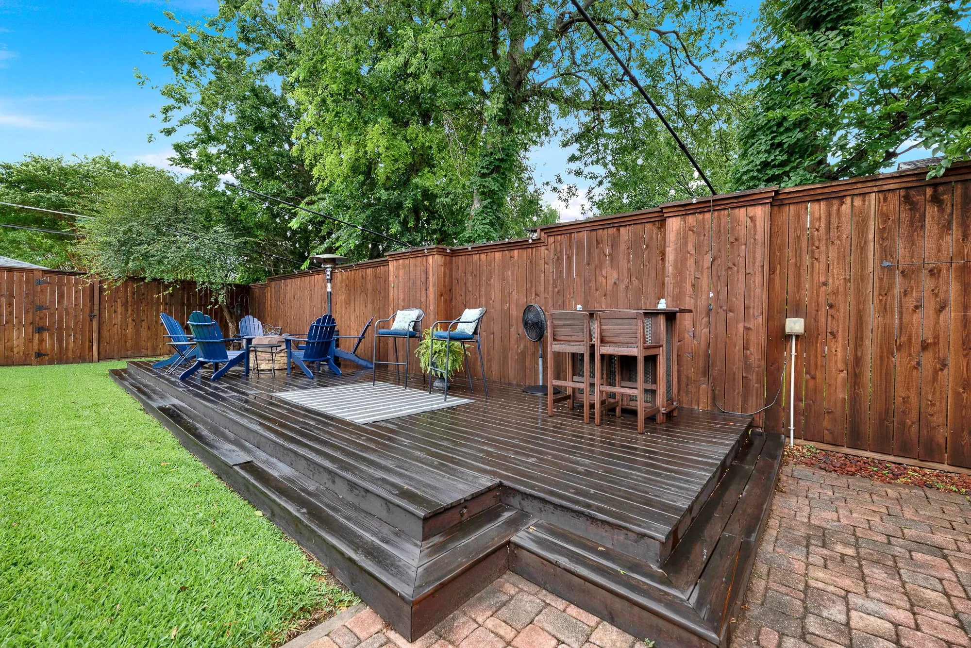 Single Family Residence For Sale in Dallas County , 8835 Larchwood Drive, Dallas, Texas 75238, 3 Bedroom, 2 Bathroom, Garage spaces, 1,646 Sqft, built in 1955, mls#21339751, Real Estate Agent in Dallas, Homes For Sale in Dallas county, Homes For Sale in Dallas, Realtor in Dallas Texas, Real Estate Brokerage Independent Realty Texas, Luminita Cordes Realtor
