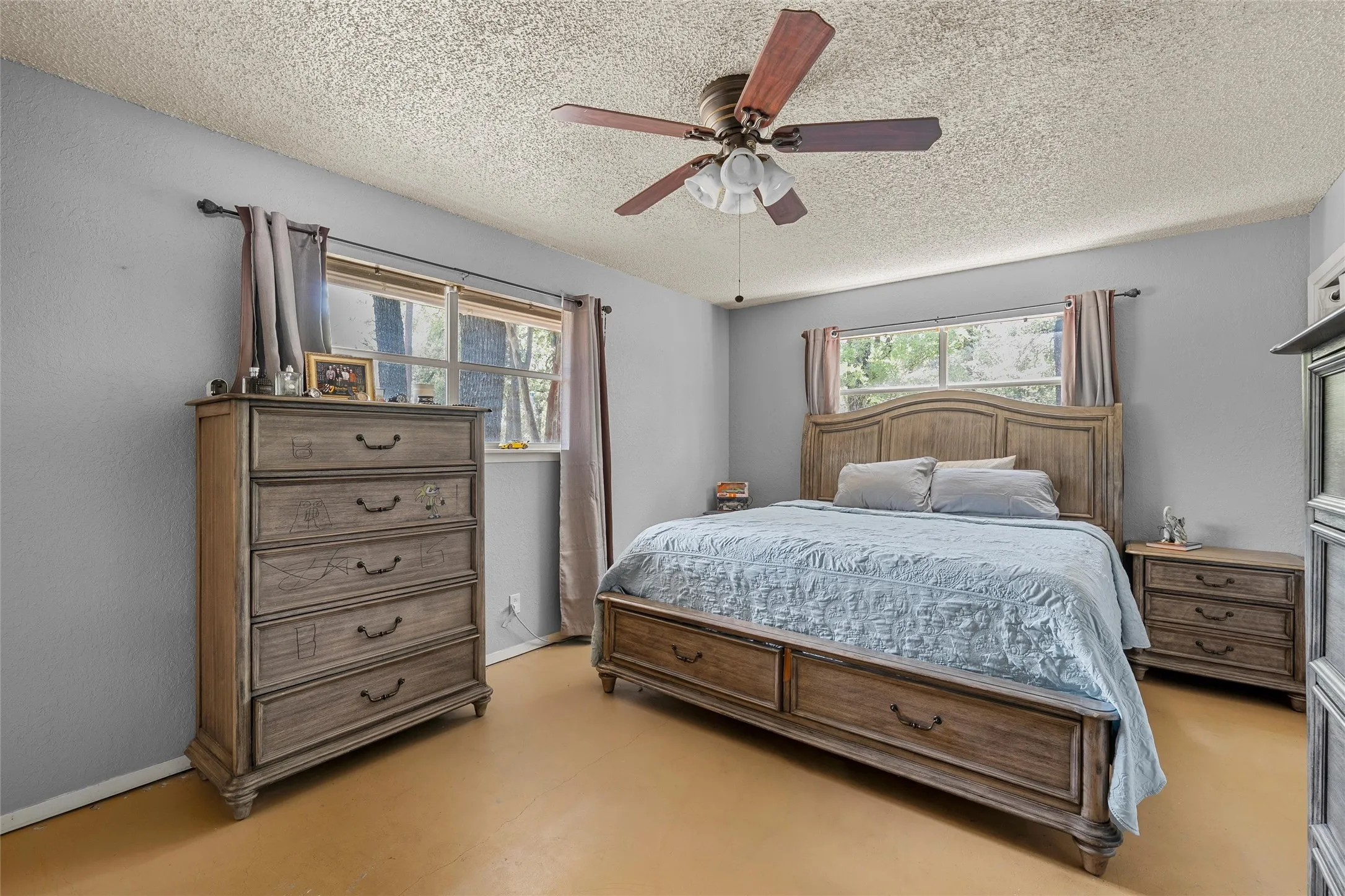 Single Family Residence For Sale in Mc Lennan County , 1047 Fort Hill Road, Waco, Texas 76705, 3 Bedroom, 2 Bathroom, 2 Garage spaces, 2,039 Sqft, built in 1976, mls#21340131, Real Estate Agent in Waco, Homes For Sale in Mc Lennan county, Homes For Sale in Waco, Realtor in Waco Texas, Real Estate Brokerage Independent Realty Texas, Luminita Cordes Realtor