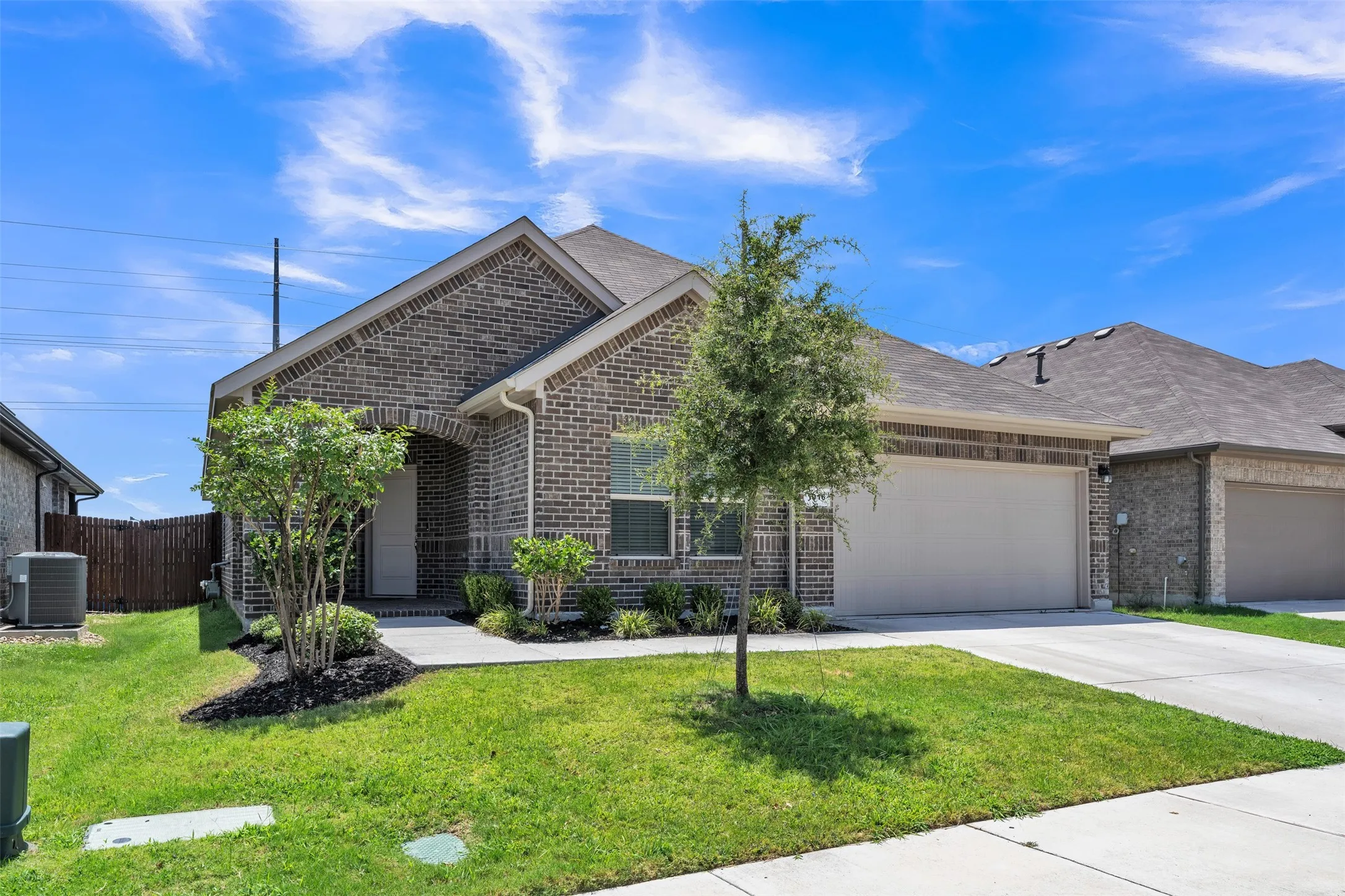 Single Family Residence For Sale in Denton County , 1016 Kirkham Way, Fort Worth, Texas 76247, 5 Bedroom, 3 Bathroom, 2 Garage spaces, 2,141 Sqft, built in 2023, mls#21317840, Real Estate Agent in Fort Worth, Homes For Sale in Denton county, Homes For Sale in Fort Worth, Realtor in Fort Worth Texas, Real Estate Brokerage Independent Realty Texas, Luminita Cordes Realtor