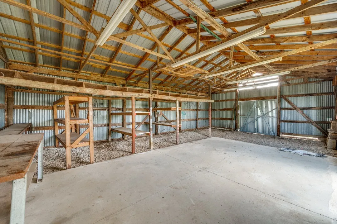 Mobile Home For Sale in Denton County , 9495 Brittany Hill Road, Sanger, Texas 76266, 3 Bedroom, 2 Bathroom, Garage spaces, 1,216 Sqft, built in 2002, mls#21339509, Real Estate Agent in Sanger, Homes For Sale in Denton county, Homes For Sale in Sanger, Realtor in Sanger Texas, Real Estate Brokerage Independent Realty Texas, Luminita Cordes Realtor