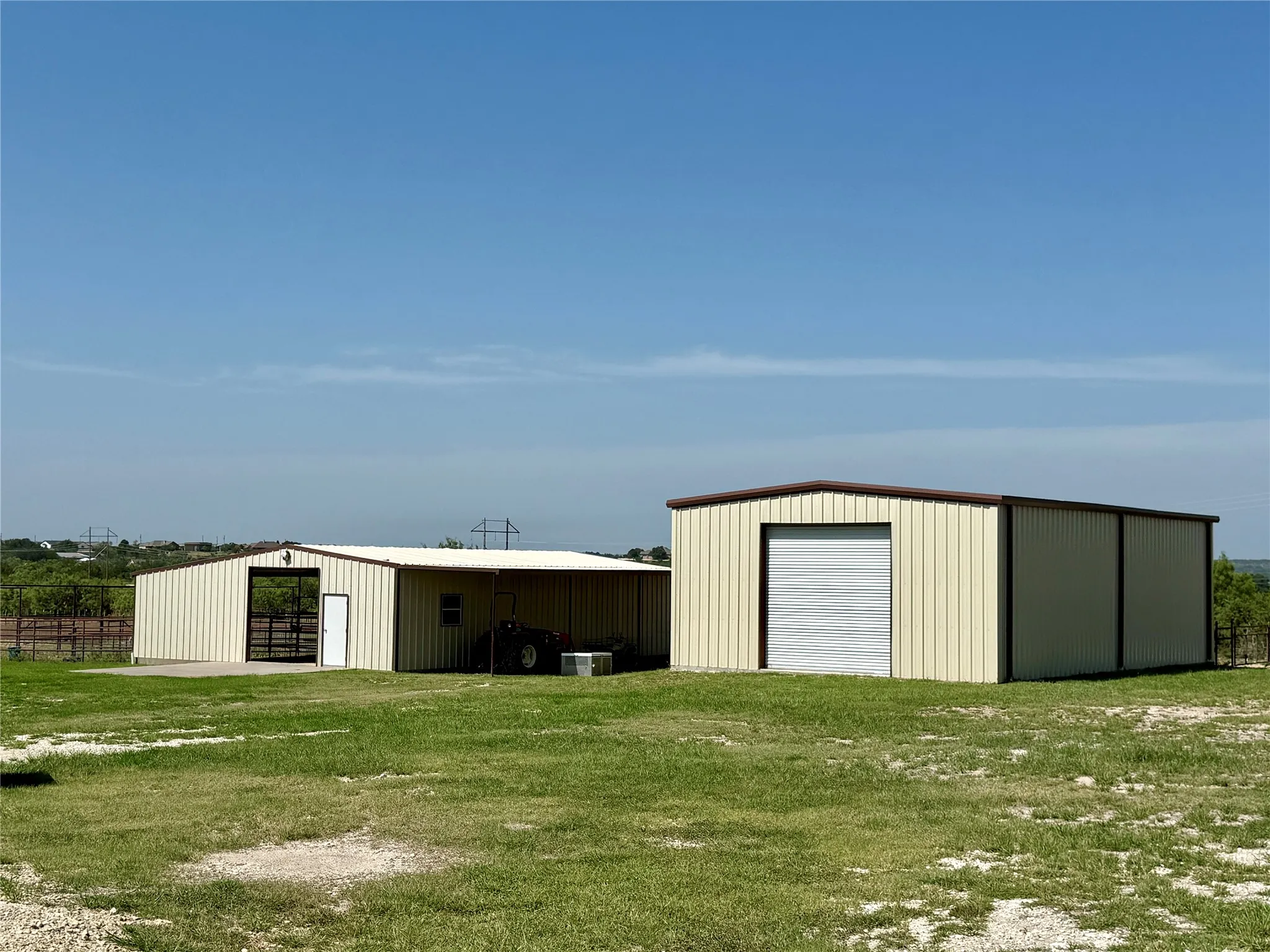 Single Family Residence For Sale in Tom Green County , 2553 Stonewall Valley, Christoval, Texas 76935, 4 Bedroom, 3 Bathroom, 2 Garage spaces, 3,606 Sqft, built in 2016, Price $1,199,900, mls#21340142, Real Estate Agent in Christoval, Homes For Sale in Tom Green county, Homes For Sale in Christoval, Realtor in Christoval Texas, Real Estate Brokerage Independent Realty Texas, Luminita Cordes Realtor
