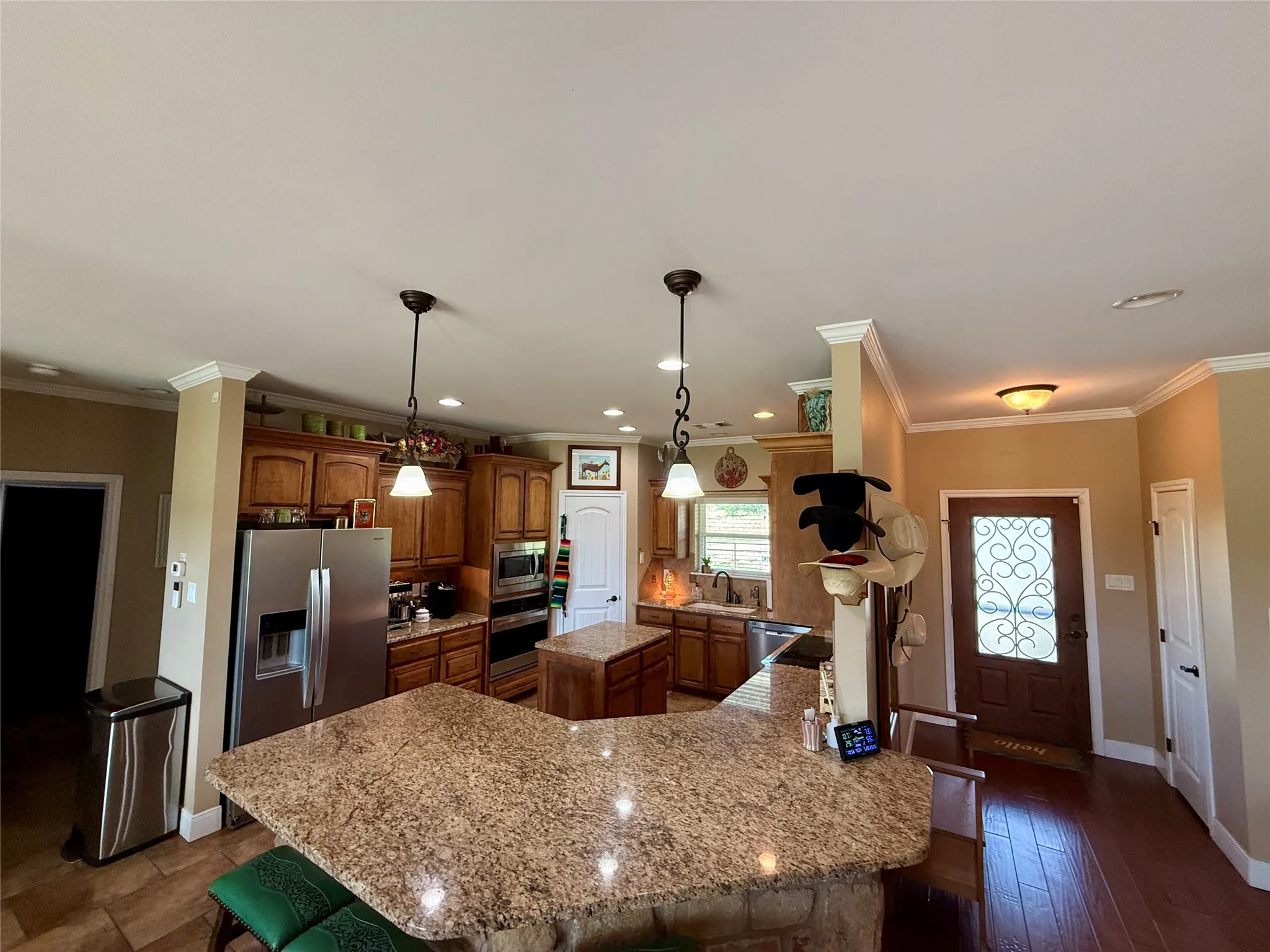 Single Family Residence For Sale in Tom Green County , 2553 Stonewall Valley, Christoval, Texas 76935, 4 Bedroom, 3 Bathroom, 2 Garage spaces, 3,606 Sqft, built in 2016, Price $1,199,900, mls#21340142, Real Estate Agent in Christoval, Homes For Sale in Tom Green county, Homes For Sale in Christoval, Realtor in Christoval Texas, Real Estate Brokerage Independent Realty Texas, Luminita Cordes Realtor