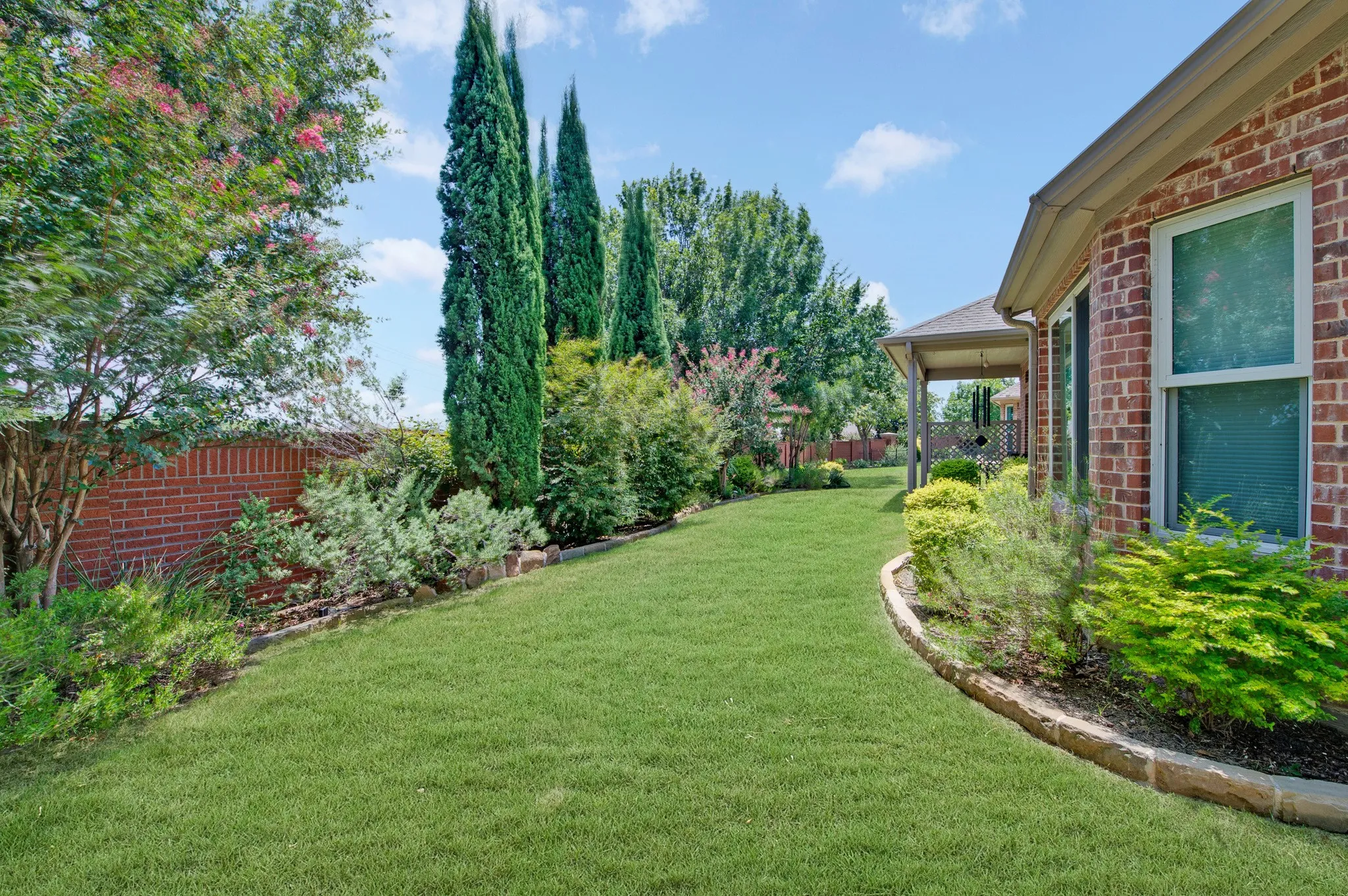 Single Family Residence For Sale in Denton County , 7444 Saint Petersburg Drive, Frisco, Texas 75036, 2 Bedroom, 2 Bathroom, 2 Garage spaces, 1,750 Sqft, built in 2006, mls#21339921, Real Estate Agent in Frisco, Homes For Sale in Denton county, Homes For Sale in Frisco, Realtor in Frisco Texas, Real Estate Brokerage Independent Realty Texas, Luminita Cordes Realtor