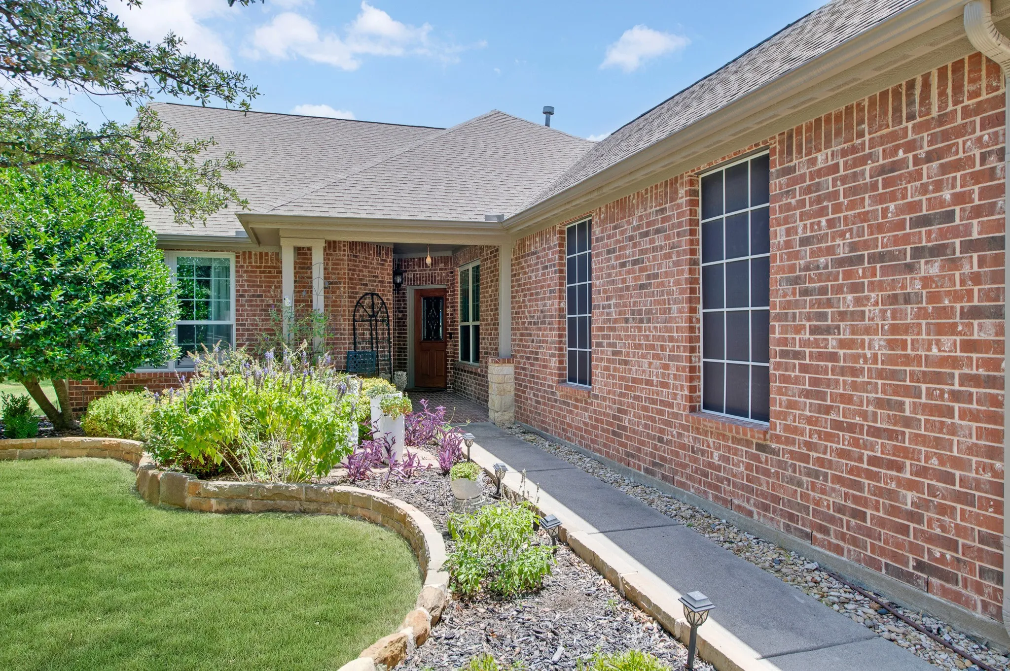 Single Family Residence For Sale in Denton County , 7444 Saint Petersburg Drive, Frisco, Texas 75036, 2 Bedroom, 2 Bathroom, 2 Garage spaces, 1,750 Sqft, built in 2006, mls#21339921, Real Estate Agent in Frisco, Homes For Sale in Denton county, Homes For Sale in Frisco, Realtor in Frisco Texas, Real Estate Brokerage Independent Realty Texas, Luminita Cordes Realtor