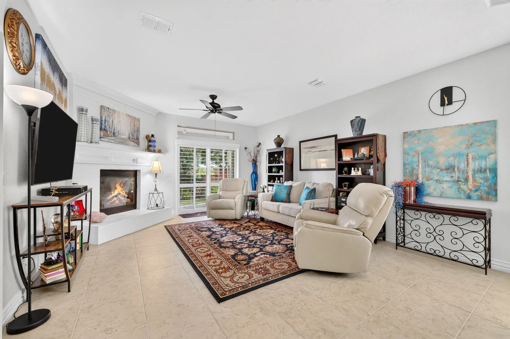 Single Family Residence For Sale in Denton County , 7444 Saint Petersburg Drive, Frisco, Texas 75036, 2 Bedroom, 2 Bathroom, 2 Garage spaces, 1,750 Sqft, built in 2006, mls#21339921, Real Estate Agent in Frisco, Homes For Sale in Denton county, Homes For Sale in Frisco, Realtor in Frisco Texas, Real Estate Brokerage Independent Realty Texas, Luminita Cordes Realtor
