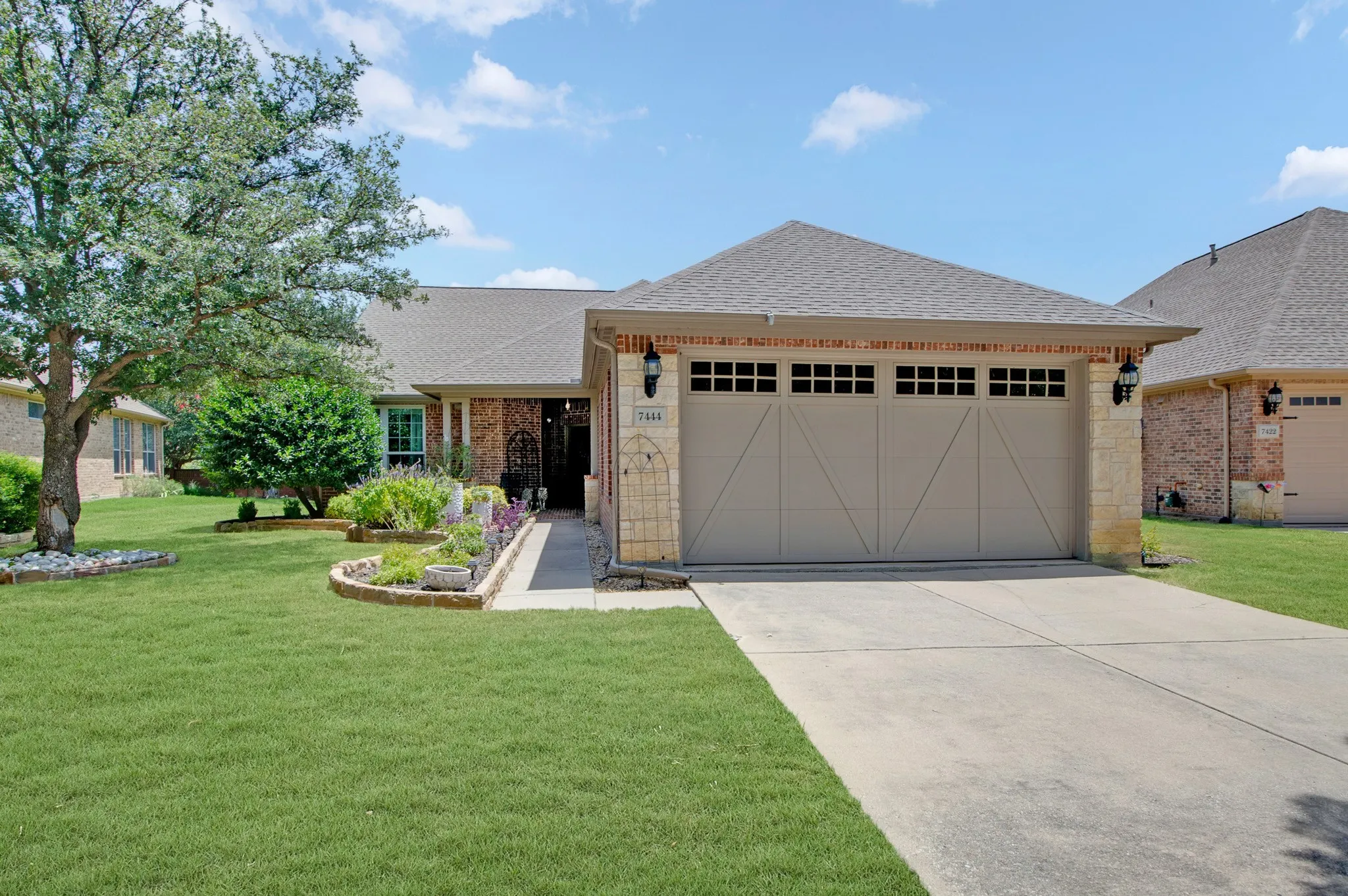 Single Family Residence For Sale in Denton County , 7444 Saint Petersburg Drive, Frisco, Texas 75036, 2 Bedroom, 2 Bathroom, 2 Garage spaces, 1,750 Sqft, built in 2006, mls#21339921, Real Estate Agent in Frisco, Homes For Sale in Denton county, Homes For Sale in Frisco, Realtor in Frisco Texas, Real Estate Brokerage Independent Realty Texas, Luminita Cordes Realtor