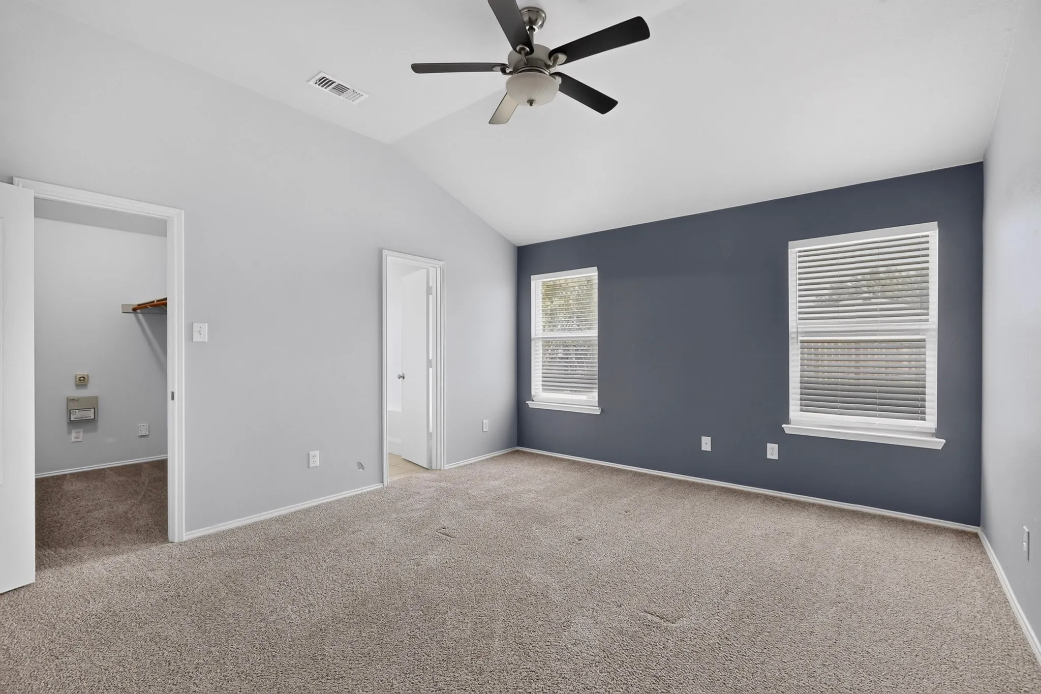 Single Family Residence For Rent in Collin County , 9012 Boone Drive, Mc Kinney, Texas 75071, 3 Bedrooms, 2 Bathrooms, 2 Garage spaces, 1,391 Sqft, built in 2003, Price $2,200, mls#21340144, Real Estate Agent in Mc Kinney, Homes For Rent in Collin county, Homes For Rent in Mc Kinney, Realtor in Mc Kinney Texas, Real Estate Brokerage Independent Realty Texas, Luminita Cordes Realtor