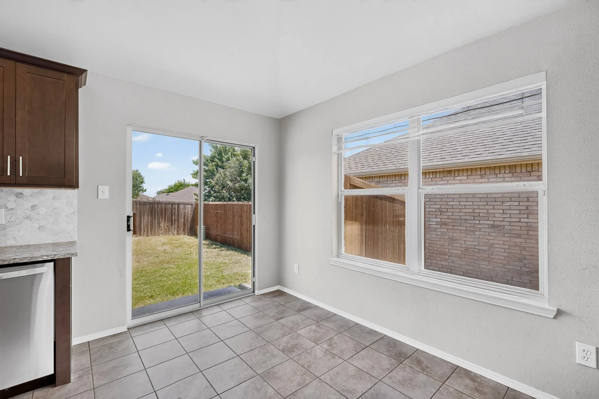 Single Family Residence For Rent in Collin County , 9012 Boone Drive, Mc Kinney, Texas 75071, 3 Bedrooms, 2 Bathrooms, 2 Garage spaces, 1,391 Sqft, built in 2003, Price $2,200, mls#21340144, Real Estate Agent in Mc Kinney, Homes For Rent in Collin county, Homes For Rent in Mc Kinney, Realtor in Mc Kinney Texas, Real Estate Brokerage Independent Realty Texas, Luminita Cordes Realtor