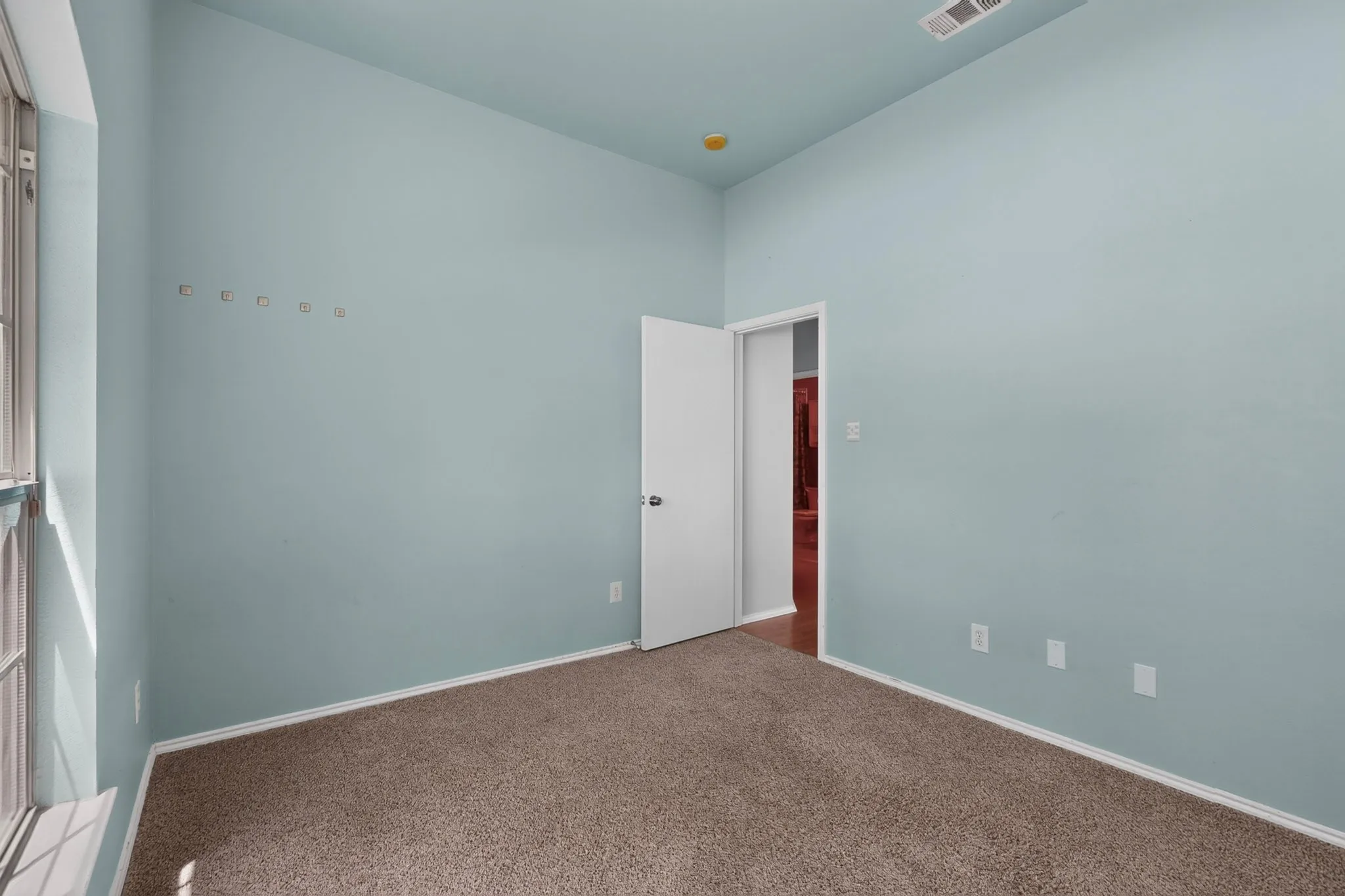 Single Family Residence For Rent in Collin County , 9012 Boone Drive, Mc Kinney, Texas 75071, 3 Bedrooms, 2 Bathrooms, 2 Garage spaces, 1,391 Sqft, built in 2003, Price $2,200, mls#21340144, Real Estate Agent in Mc Kinney, Homes For Rent in Collin county, Homes For Rent in Mc Kinney, Realtor in Mc Kinney Texas, Real Estate Brokerage Independent Realty Texas, Luminita Cordes Realtor