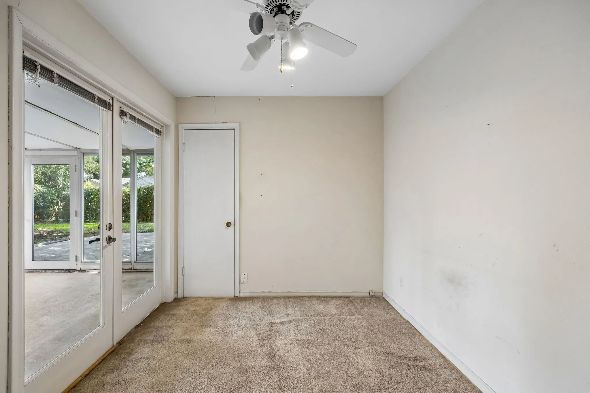 Single Family Residence For Sale in Dallas County , 3240 Chapel Downs Drive, Dallas, Texas 75229, 4 Bedroom, 3 Bathroom, 2 Garage spaces, 2,316 Sqft, built in 1962, mls#21338829, Real Estate Agent in Dallas, Homes For Sale in Dallas county, Homes For Sale in Dallas, Realtor in Dallas Texas, Real Estate Brokerage Independent Realty Texas, Luminita Cordes Realtor