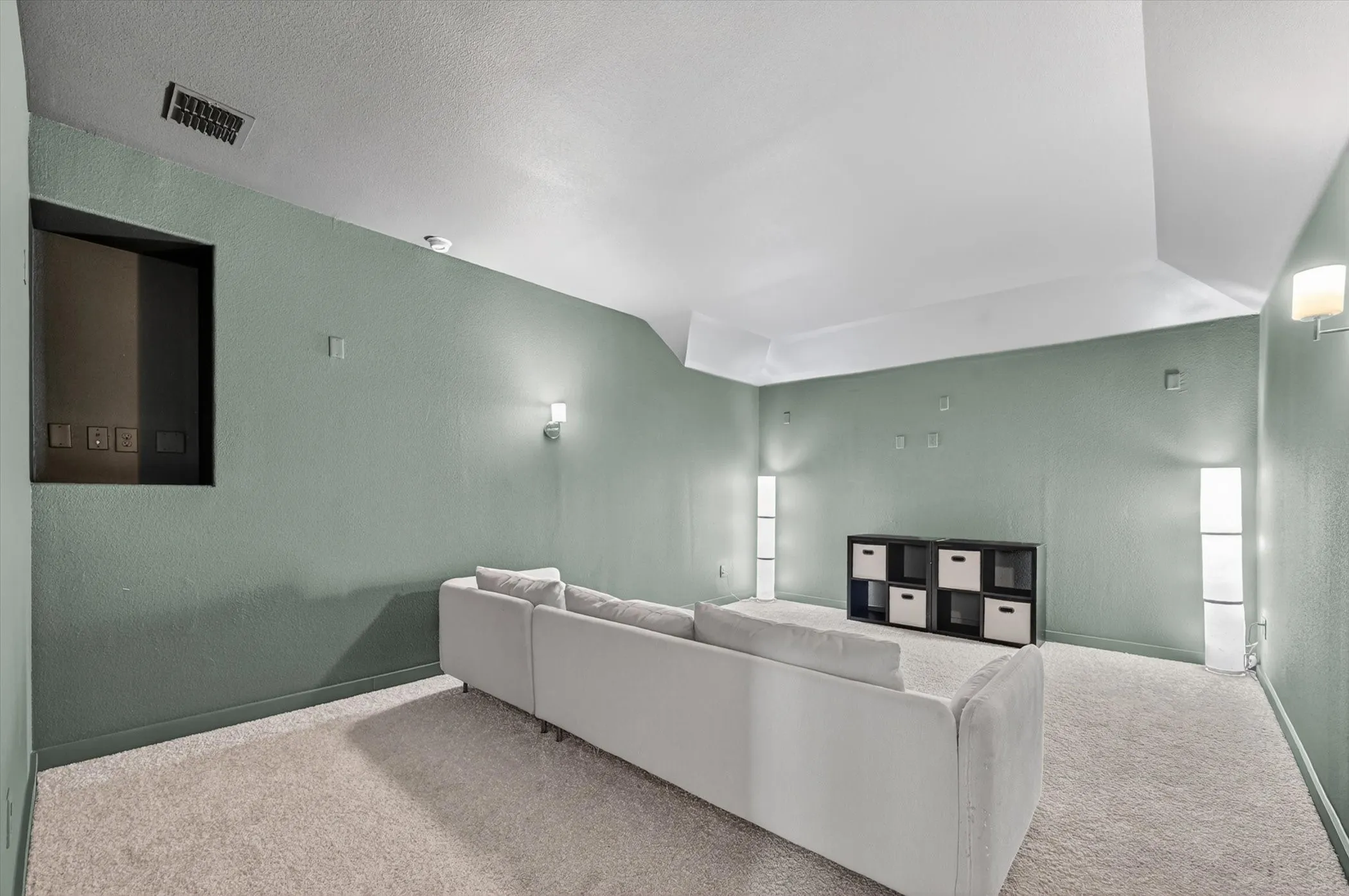 Single Family Residence For Sale in Collin County , 582 Silver Springs Lane, Lavon, Texas 75166, 5 Bedroom, 4 Bathroom, 2 Garage spaces, 3,617 Sqft, built in 2024, mls#21340160, Real Estate Agent in Lavon, Homes For Sale in Collin county, Homes For Sale in Lavon, Realtor in Lavon Texas, Real Estate Brokerage Independent Realty Texas, Luminita Cordes Realtor