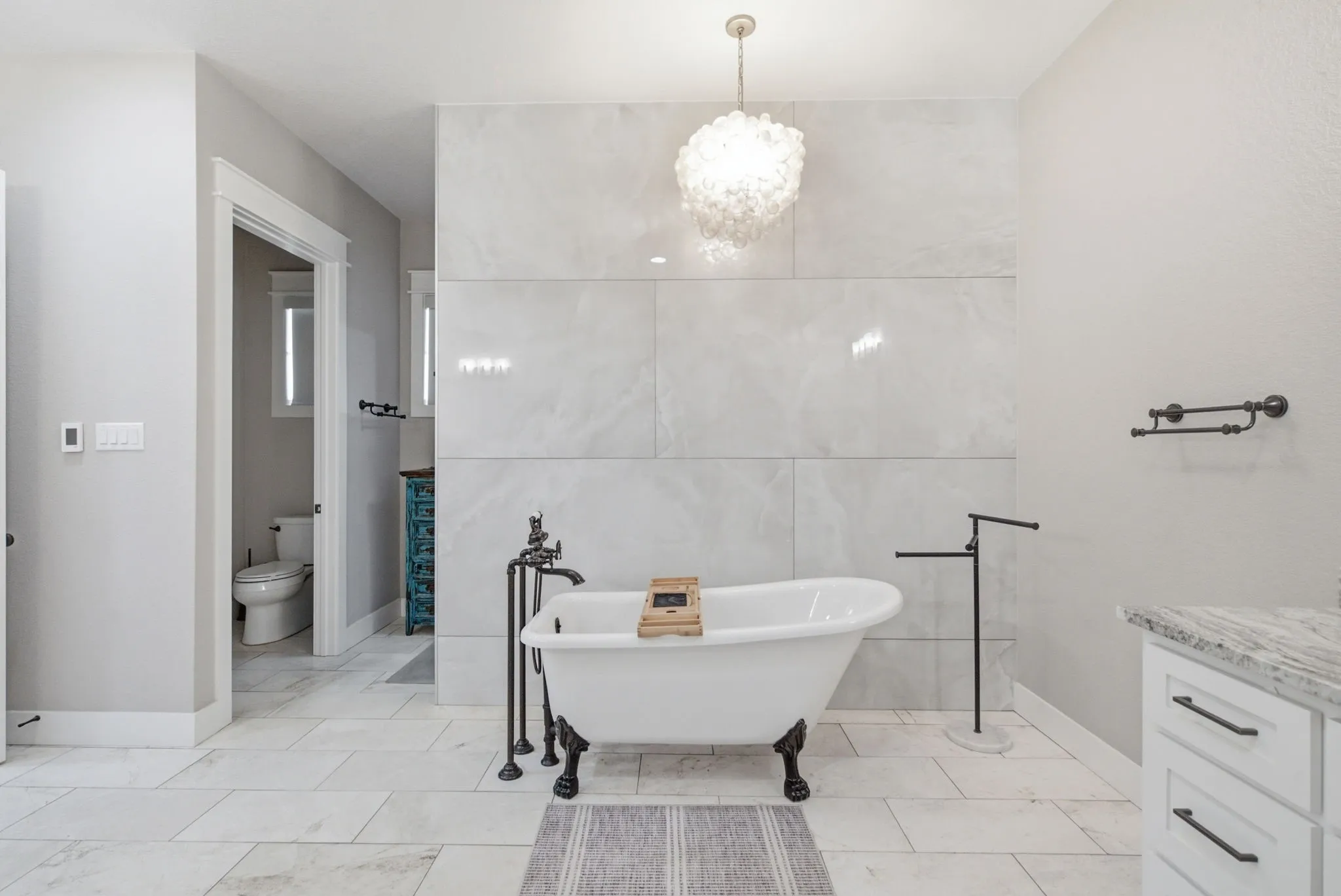 MAIN BATH