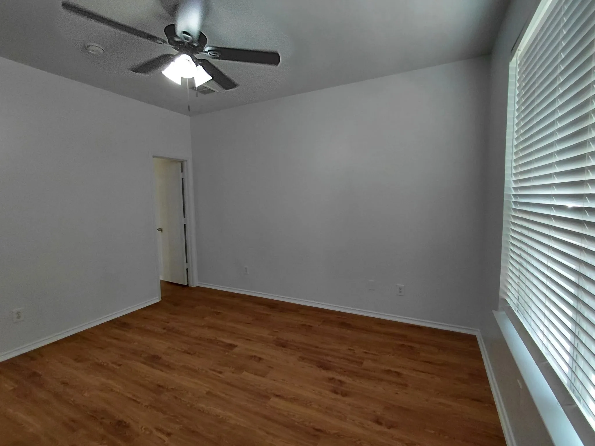 Townhouse For Rent in Dallas County , 1134 Jamie Drive, Grand Prairie, Texas 75052, 4 Bedroom, 3 Bathroom, 2 Garage spaces, 1,716 Sqft, built in 2005, mls#21340165, Real Estate Agent in Grand Prairie, Homes For Rent in Dallas county, Homes For Rent in Grand Prairie, Realtor in Grand Prairie Texas, Real Estate Brokerage Independent Realty Texas, Luminita Cordes Realtor