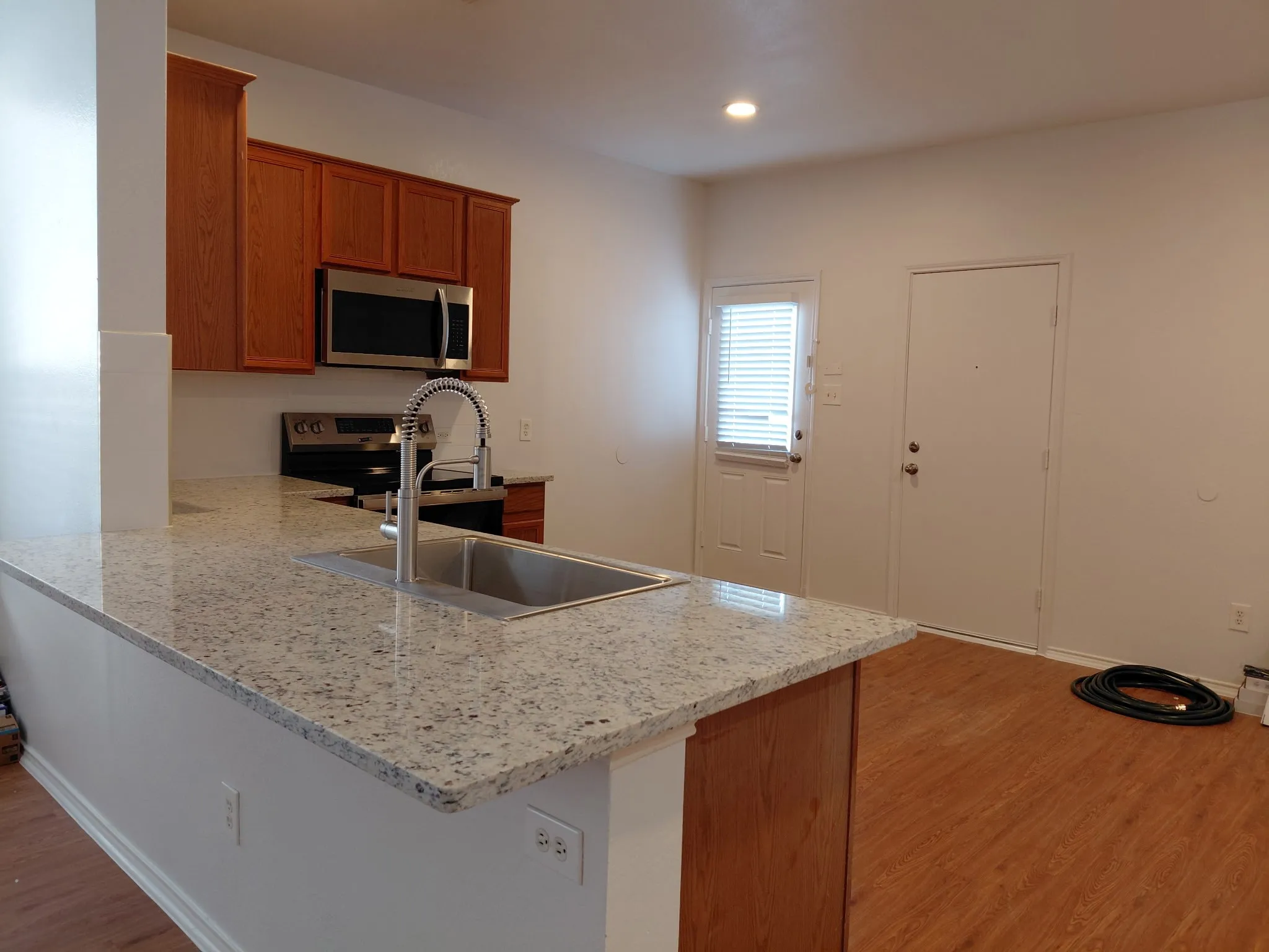 Townhouse For Rent in Dallas County , 1134 Jamie Drive, Grand Prairie, Texas 75052, 4 Bedroom, 3 Bathroom, 2 Garage spaces, 1,716 Sqft, built in 2005, mls#21340165, Real Estate Agent in Grand Prairie, Homes For Rent in Dallas county, Homes For Rent in Grand Prairie, Realtor in Grand Prairie Texas, Real Estate Brokerage Independent Realty Texas, Luminita Cordes Realtor