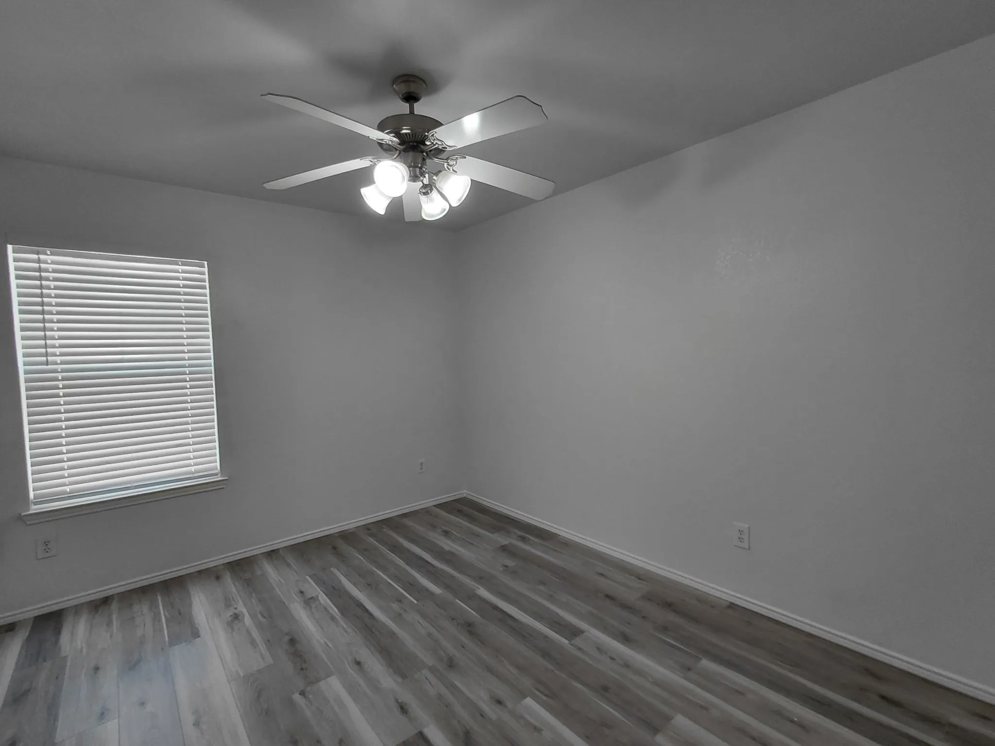 Townhouse For Rent in Dallas County , 1134 Jamie Drive, Grand Prairie, Texas 75052, 4 Bedroom, 3 Bathroom, 2 Garage spaces, 1,716 Sqft, built in 2005, mls#21340165, Real Estate Agent in Grand Prairie, Homes For Rent in Dallas county, Homes For Rent in Grand Prairie, Realtor in Grand Prairie Texas, Real Estate Brokerage Independent Realty Texas, Luminita Cordes Realtor