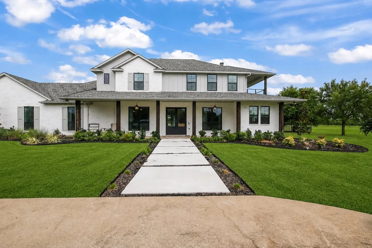Single Family Residence For Sale in Collin County , 3510 Amberwood Lane, Prosper, Texas 75078, 4 Bedroom, 4 Bathroom, 2 Garage spaces, 4,597 Sqft, built in 2001, mls#21339477, Real Estate Agent in Prosper, Homes For Sale in Collin county, Homes For Sale in Prosper, Realtor in Prosper Texas, Real Estate Brokerage Independent Realty Texas, Luminita Cordes Realtor