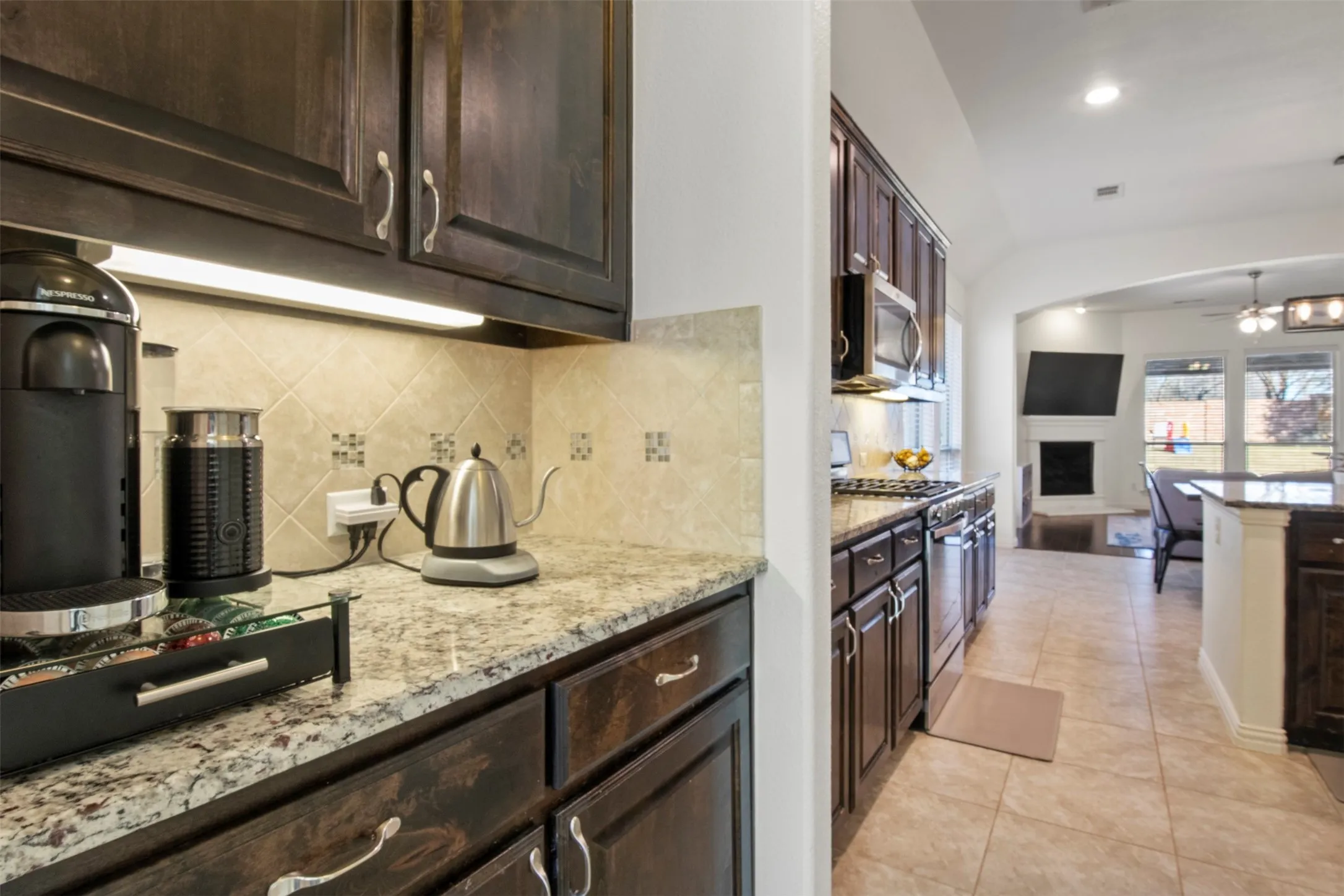 Single Family Residence For Rent in Collin County , 5424 Grove Cove Drive, Mc Kinney, Texas 75071, 3 Bedroom, 2 Bathroom, 2 Garage spaces, 2,084 Sqft, built in 2015, mls#21337971, Real Estate Agent in Mc Kinney, Homes For Rent in Collin county, Homes For Rent in Mc Kinney, Realtor in Mc Kinney Texas, Real Estate Brokerage Independent Realty Texas, Luminita Cordes Realtor