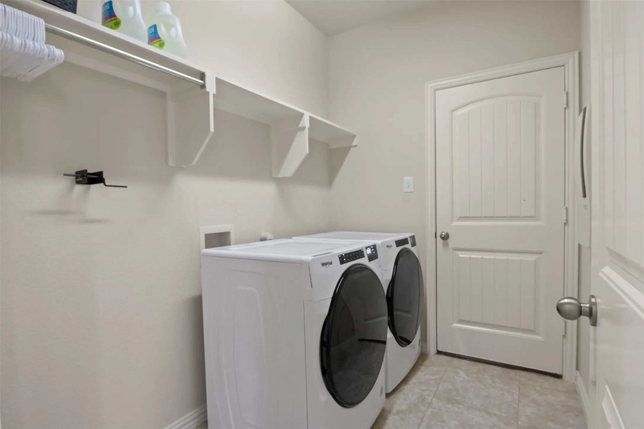 Single Family Residence For Rent in Collin County , 5424 Grove Cove Drive, Mc Kinney, Texas 75071, 3 Bedroom, 2 Bathroom, 2 Garage spaces, 2,084 Sqft, built in 2015, mls#21337971, Real Estate Agent in Mc Kinney, Homes For Rent in Collin county, Homes For Rent in Mc Kinney, Realtor in Mc Kinney Texas, Real Estate Brokerage Independent Realty Texas, Luminita Cordes Realtor