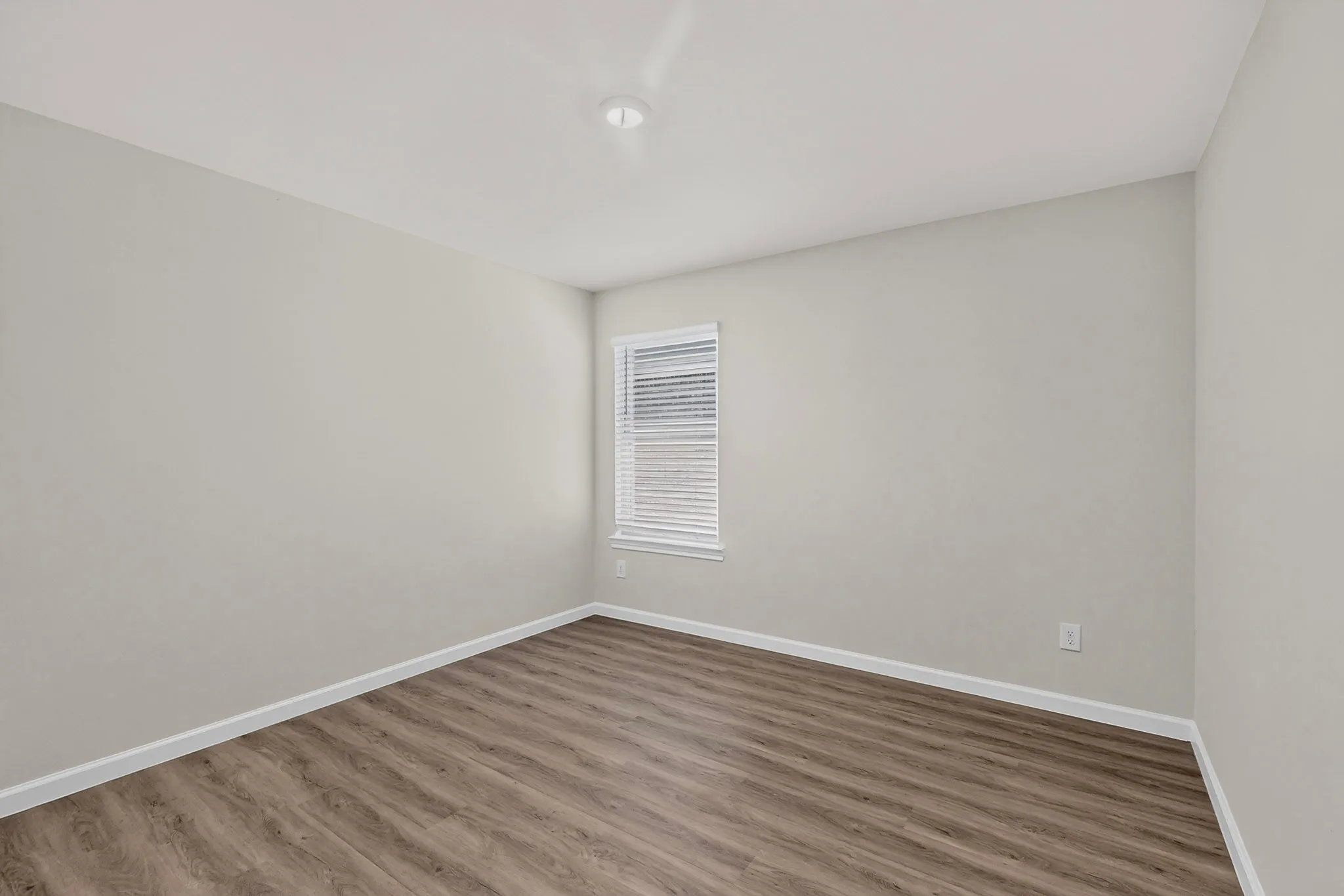 Single Family Residence For Sale in Hunt County , 309 Banner Avenue, Royse City, Texas 75189, 4 Bedrooms, 2 Bathrooms, 2 Garage spaces, 2,086 Sqft, built in 2022, Price $304,999, mls#21340169, Real Estate Agent in Royse City, Homes For Sale in Hunt county, Homes For Sale in Royse City, Realtor in Royse City Texas, Real Estate Brokerage Independent Realty Texas, Luminita Cordes Realtor