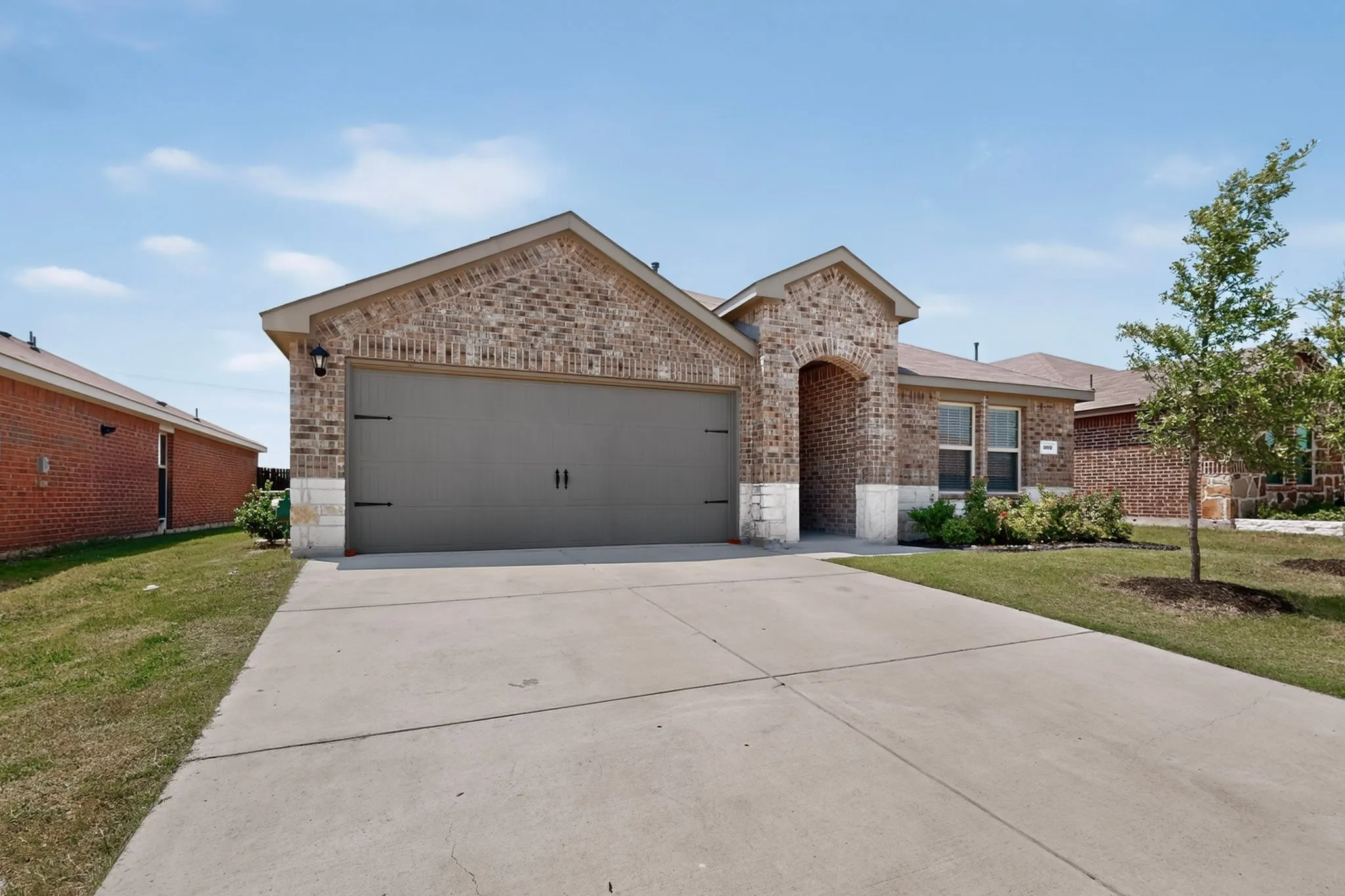 Single Family Residence For Sale in Hunt County , 309 Banner Avenue, Royse City, Texas 75189, 4 Bedrooms, 2 Bathrooms, 2 Garage spaces, 2,086 Sqft, built in 2022, Price $304,999, mls#21340169, Real Estate Agent in Royse City, Homes For Sale in Hunt county, Homes For Sale in Royse City, Realtor in Royse City Texas, Real Estate Brokerage Independent Realty Texas, Luminita Cordes Realtor