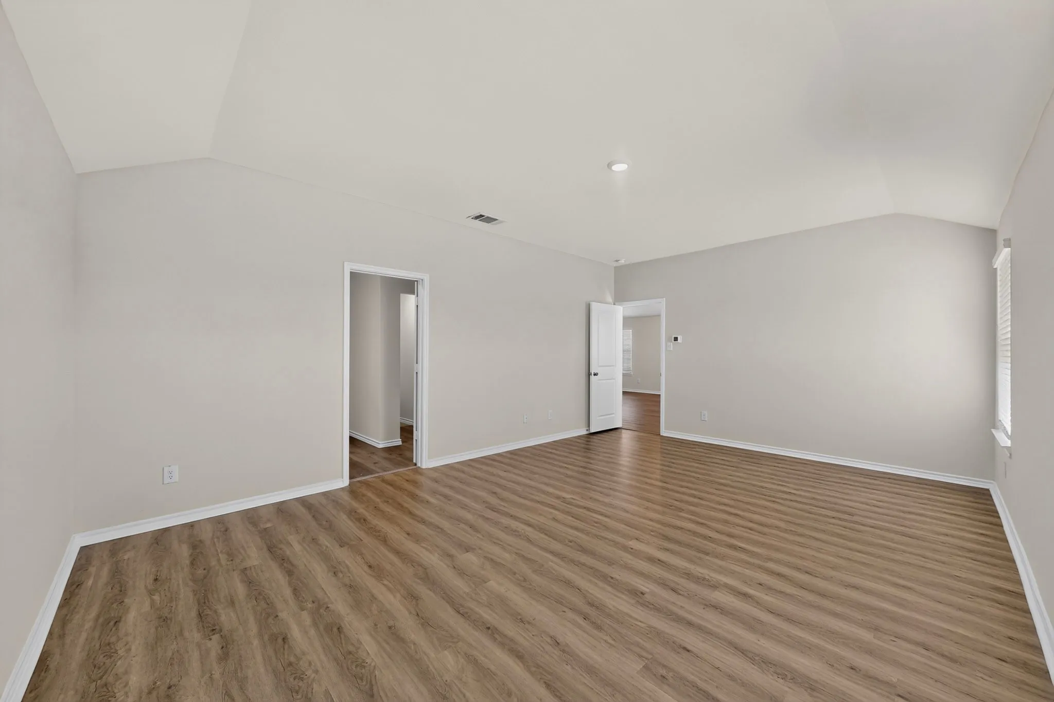 Single Family Residence For Sale in Hunt County , 309 Banner Avenue, Royse City, Texas 75189, 4 Bedrooms, 2 Bathrooms, 2 Garage spaces, 2,086 Sqft, built in 2022, Price $304,999, mls#21340169, Real Estate Agent in Royse City, Homes For Sale in Hunt county, Homes For Sale in Royse City, Realtor in Royse City Texas, Real Estate Brokerage Independent Realty Texas, Luminita Cordes Realtor