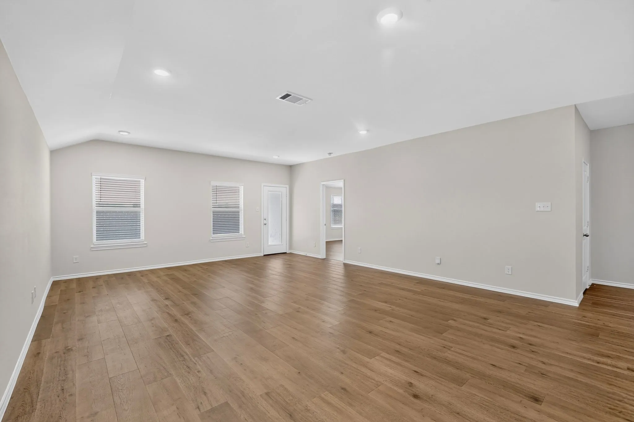 Single Family Residence For Sale in Hunt County , 309 Banner Avenue, Royse City, Texas 75189, 4 Bedrooms, 2 Bathrooms, 2 Garage spaces, 2,086 Sqft, built in 2022, Price $304,999, mls#21340169, Real Estate Agent in Royse City, Homes For Sale in Hunt county, Homes For Sale in Royse City, Realtor in Royse City Texas, Real Estate Brokerage Independent Realty Texas, Luminita Cordes Realtor