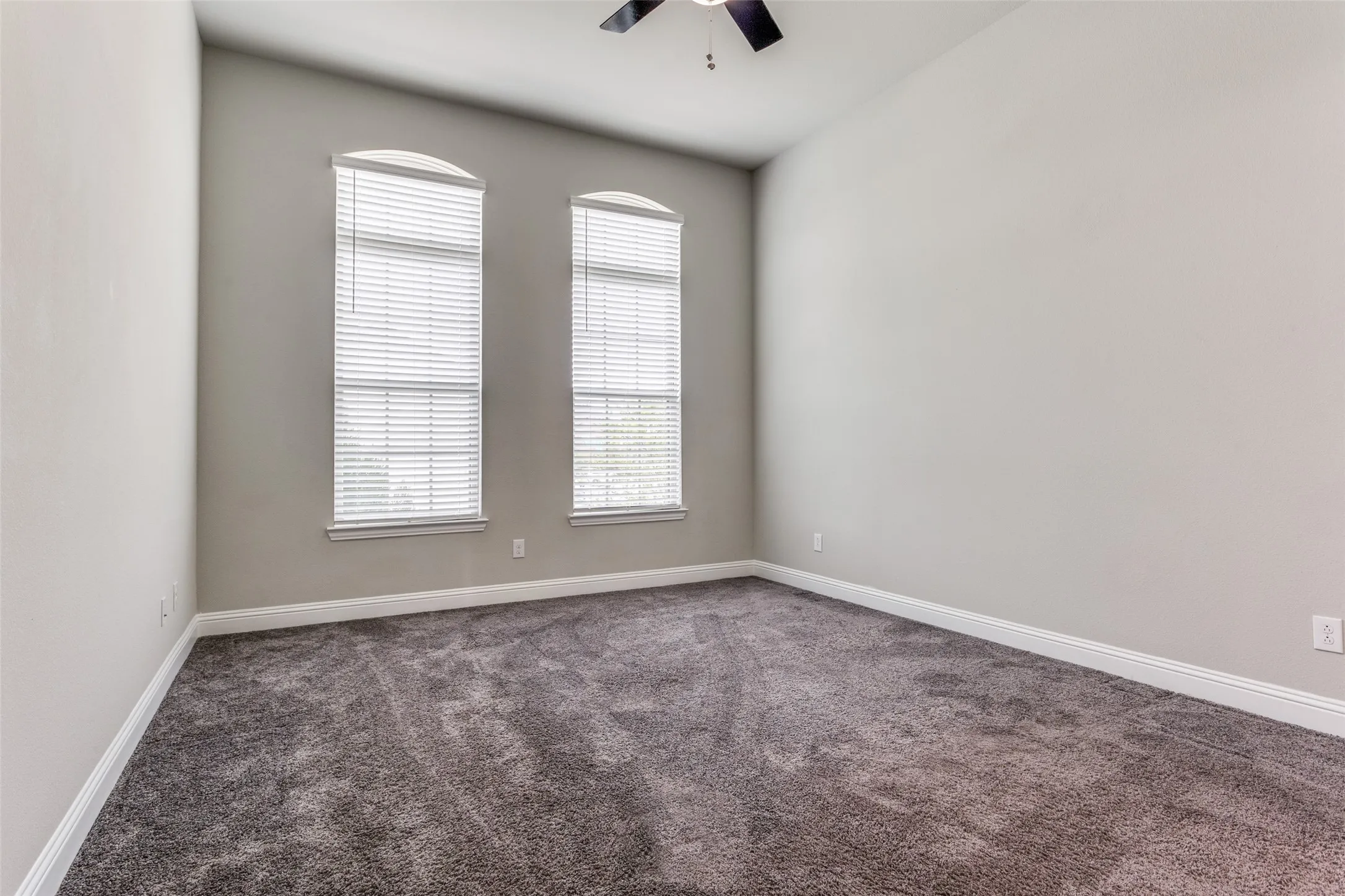Single Family Residence For Sale in Collin County , 17620 Bottlebrush Drive, Dallas, Texas 75252, 4 Bedroom, 4 Bathroom, 2 Garage spaces, 2,895 Sqft, built in 2019, mls#21327649, Real Estate Agent in Dallas, Homes For Sale in Collin county, Homes For Sale in Dallas, Realtor in Dallas Texas, Real Estate Brokerage Independent Realty Texas, Luminita Cordes Realtor