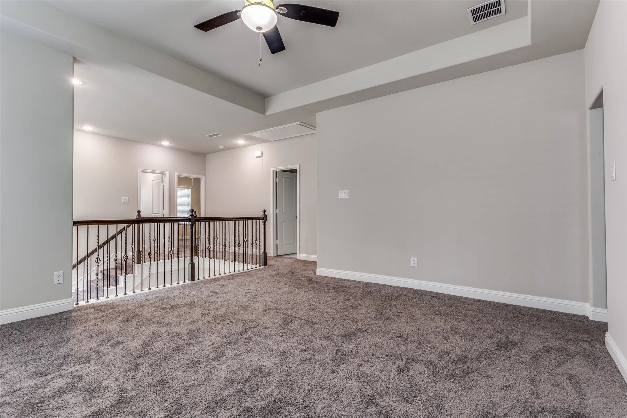 Single Family Residence For Sale in Collin County , 17620 Bottlebrush Drive, Dallas, Texas 75252, 4 Bedroom, 4 Bathroom, 2 Garage spaces, 2,895 Sqft, built in 2019, mls#21327649, Real Estate Agent in Dallas, Homes For Sale in Collin county, Homes For Sale in Dallas, Realtor in Dallas Texas, Real Estate Brokerage Independent Realty Texas, Luminita Cordes Realtor