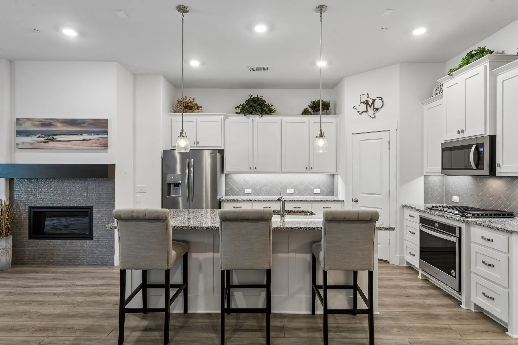 Townhouse For Sale in Denton County , 3931 Marigold Lane, Prosper, Texas 75078, 2 Bedroom, 2 Bathroom, 2 Garage spaces, 1,366 Sqft, built in 2021, mls#21337109, Real Estate Agent in Prosper, Homes For Sale in Denton county, Homes For Sale in Prosper, Realtor in Prosper Texas, Real Estate Brokerage Independent Realty Texas, Luminita Cordes Realtor